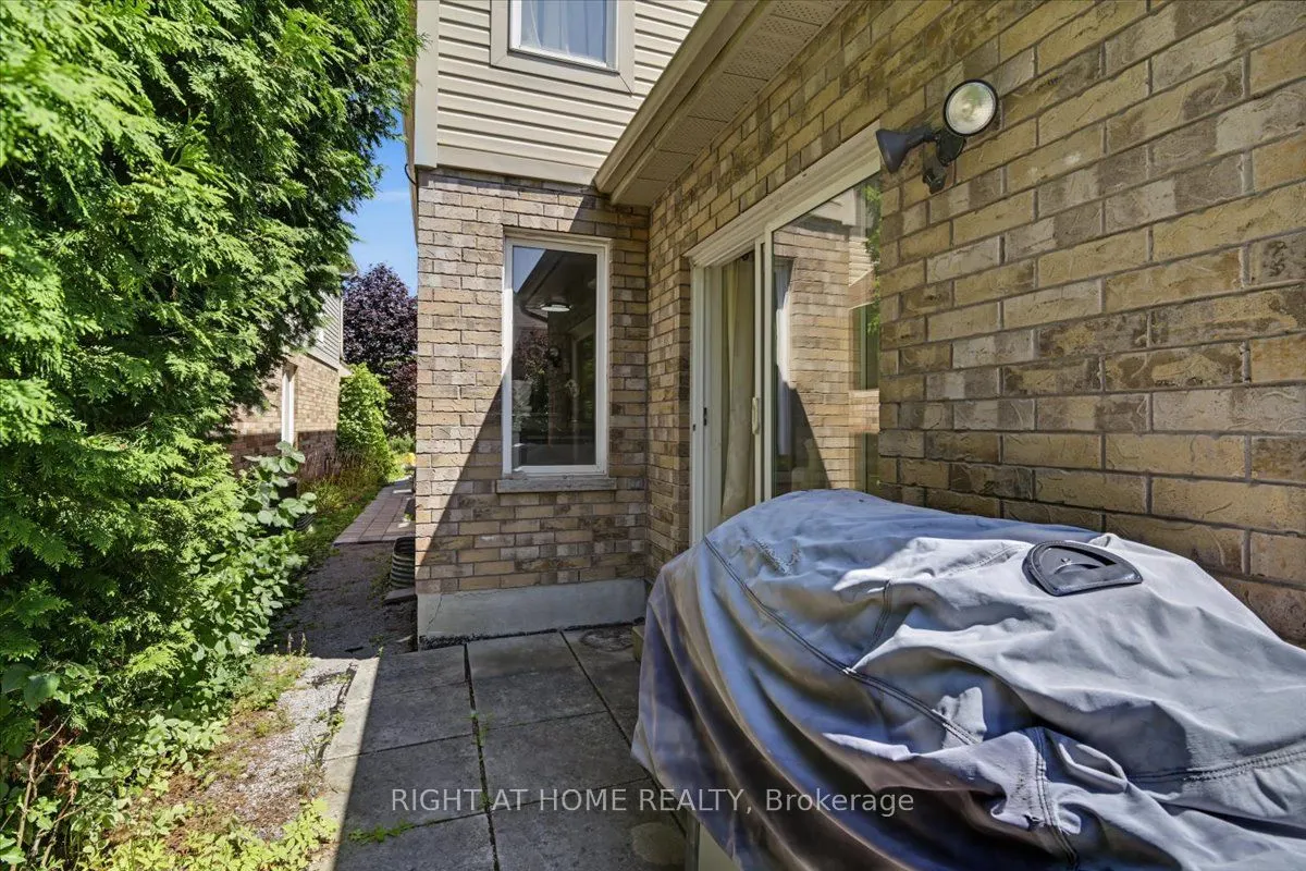 1350 Wadebridge Crescent