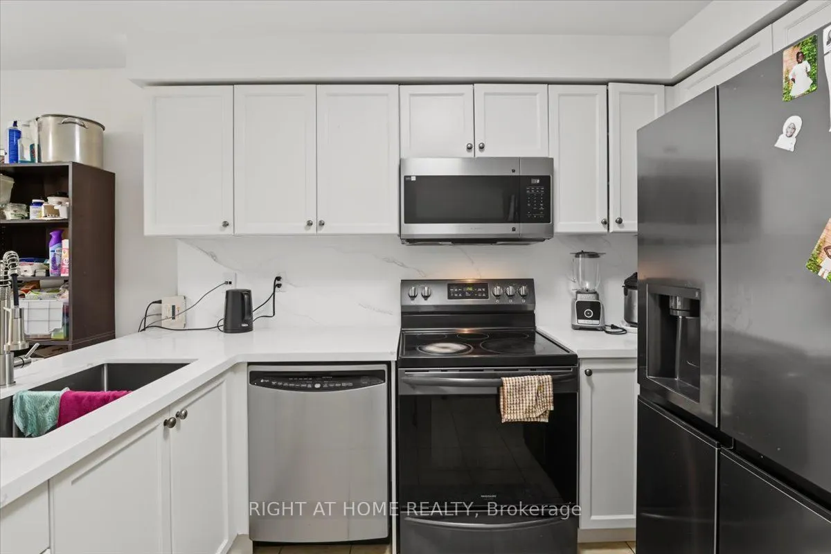 1350 Wadebridge Crescent