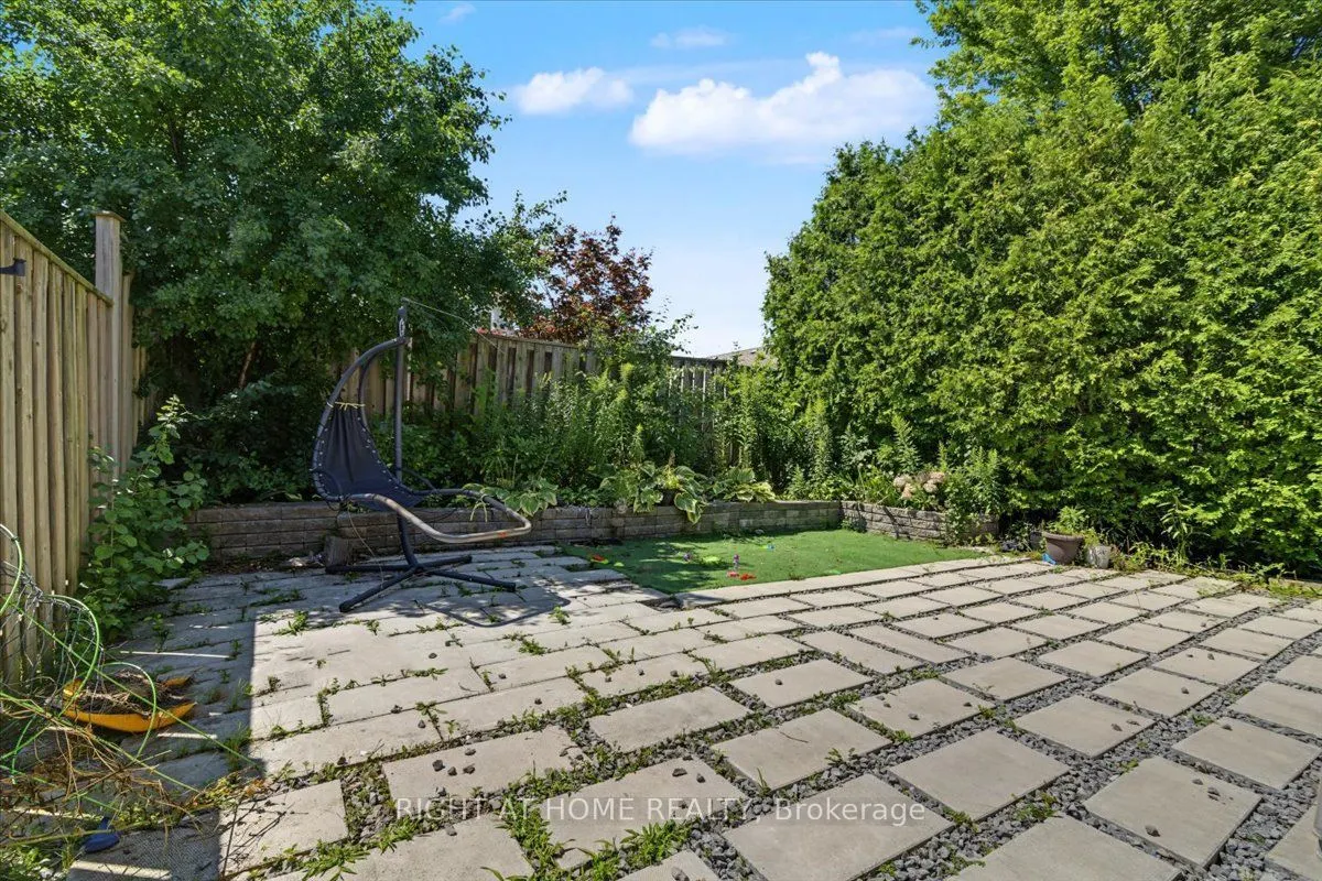 1350 Wadebridge Crescent