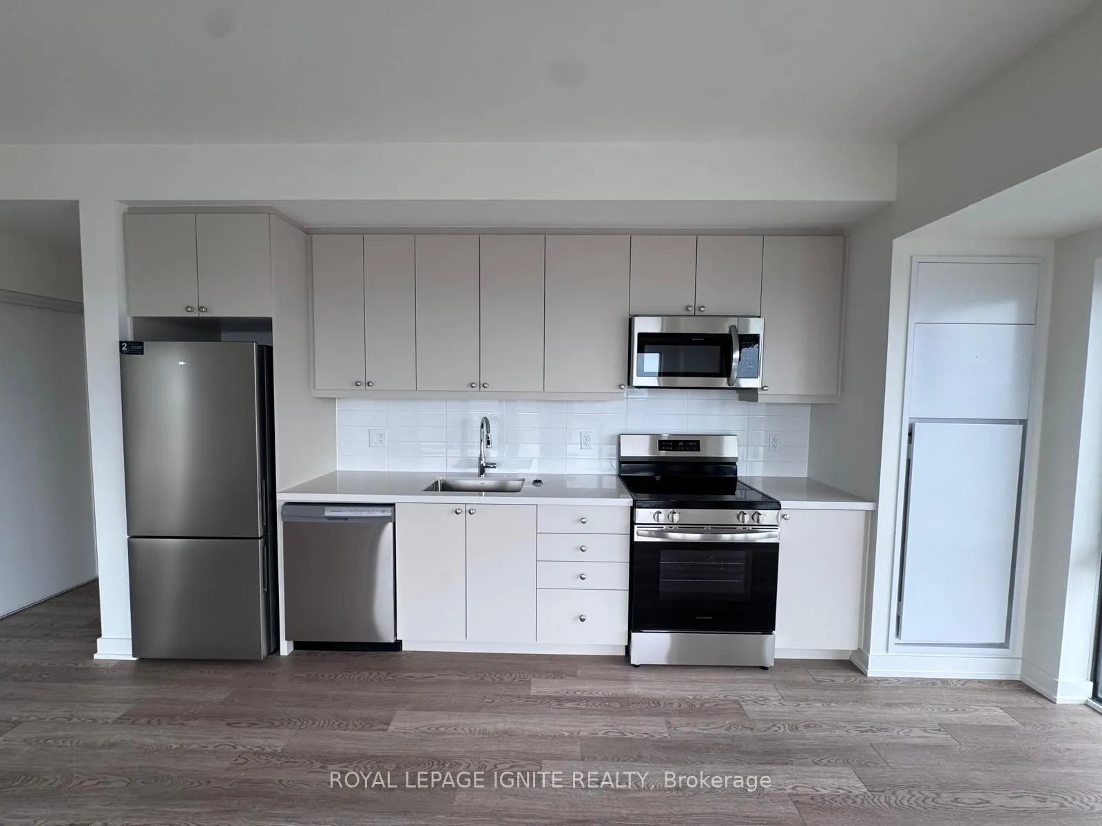 51 Clarington Boulevard #1124