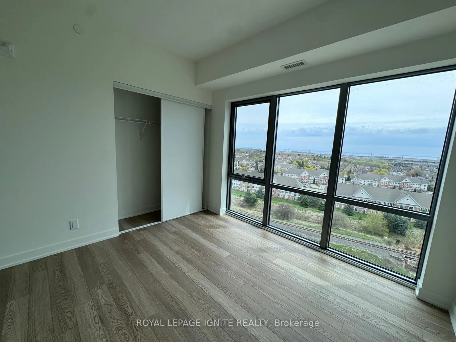 51 Clarington Boulevard #1124