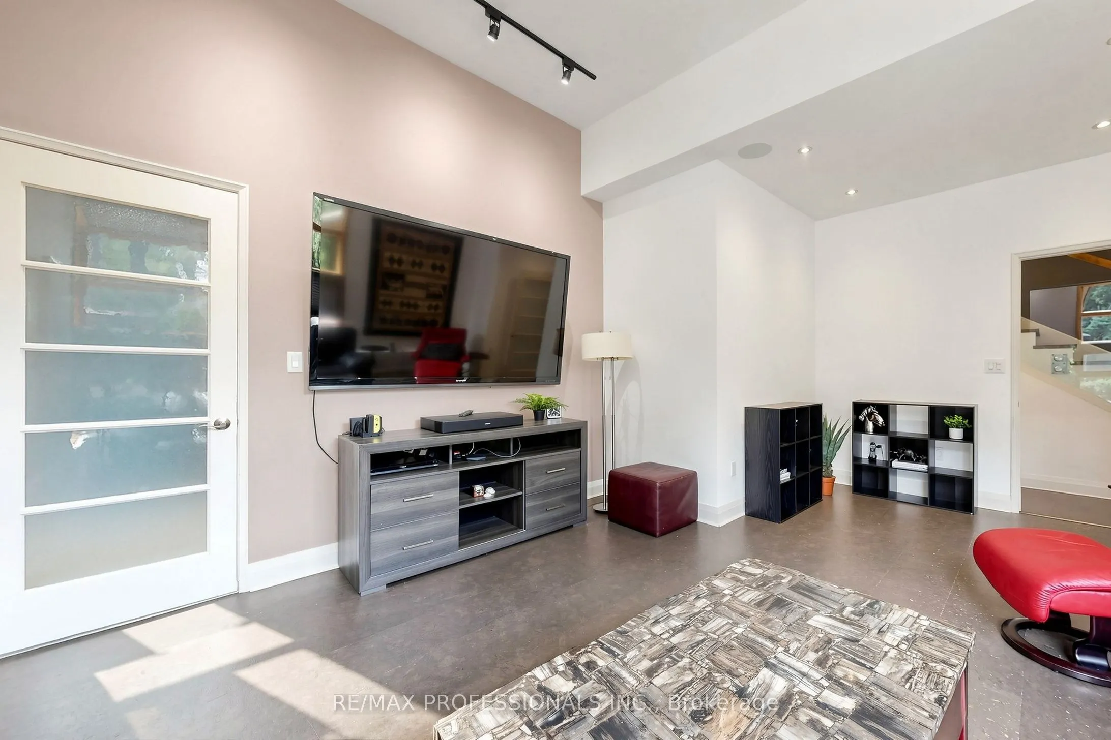 9 Annis Road