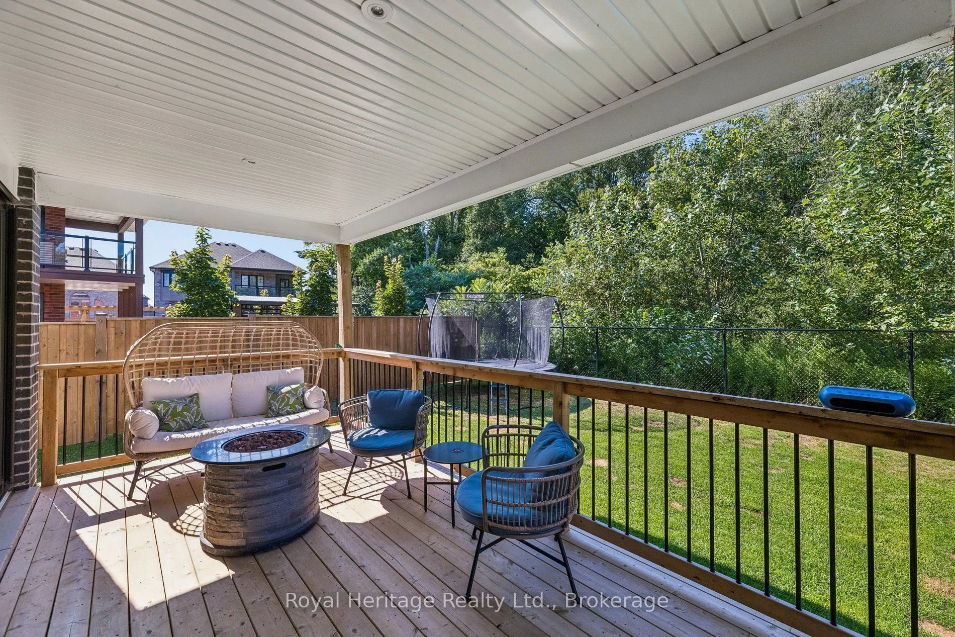 55 Harry Lee Crescent