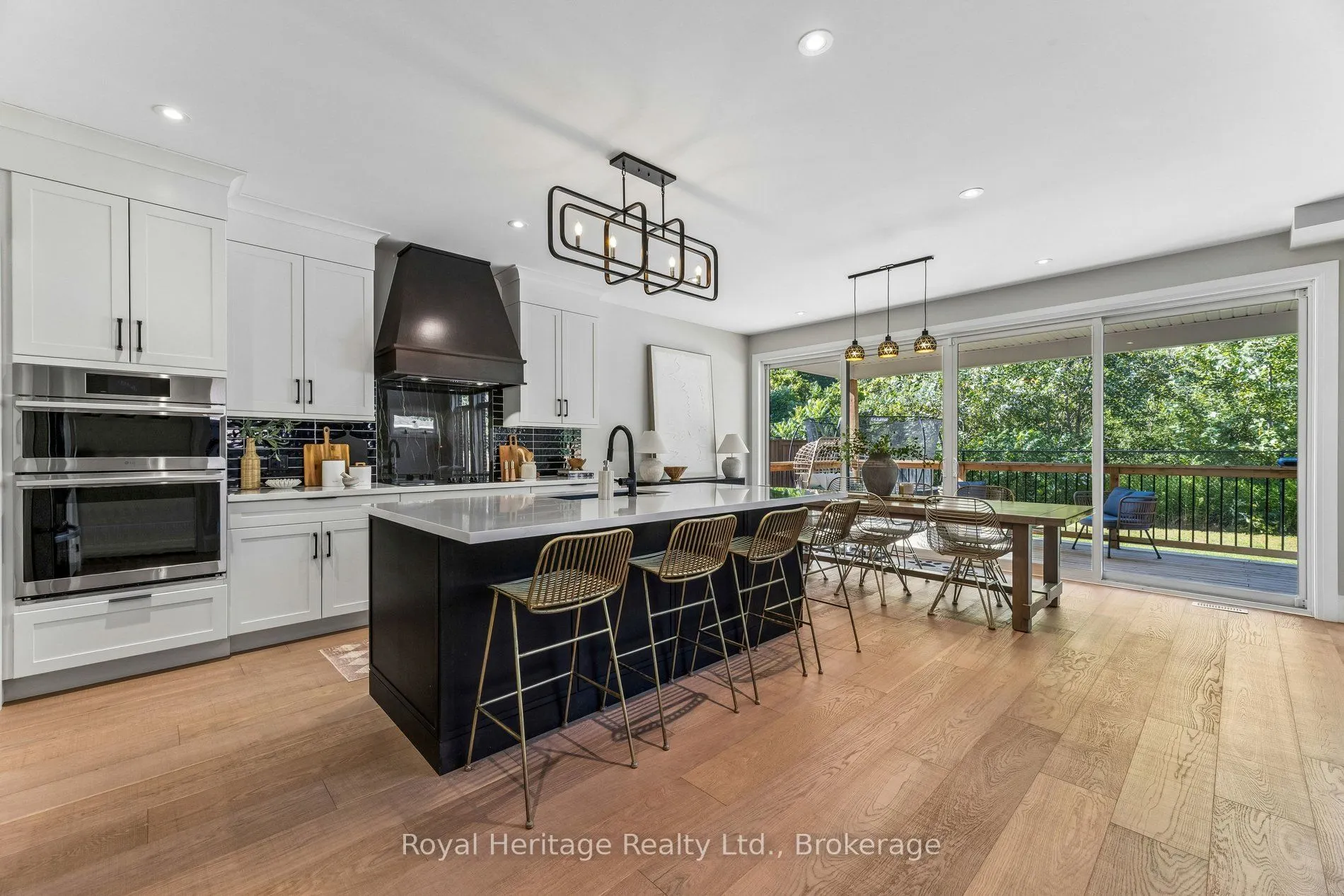 55 Harry Lee Crescent