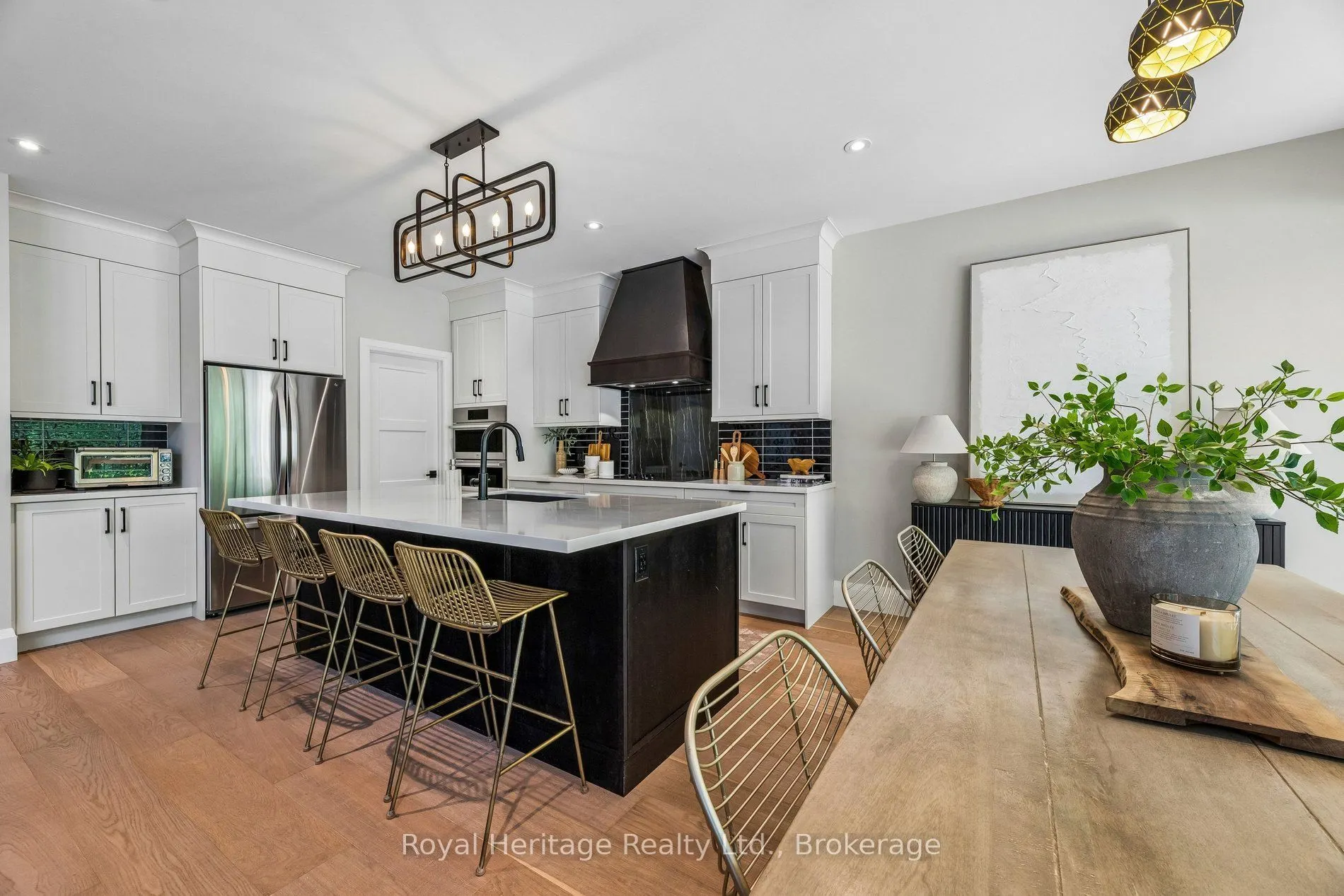55 Harry Lee Crescent