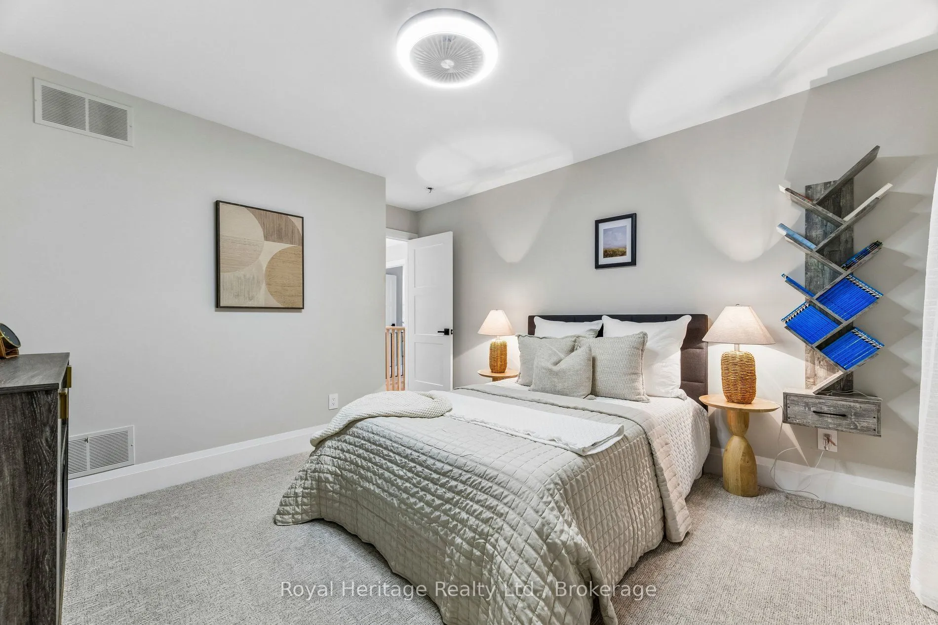 55 Harry Lee Crescent