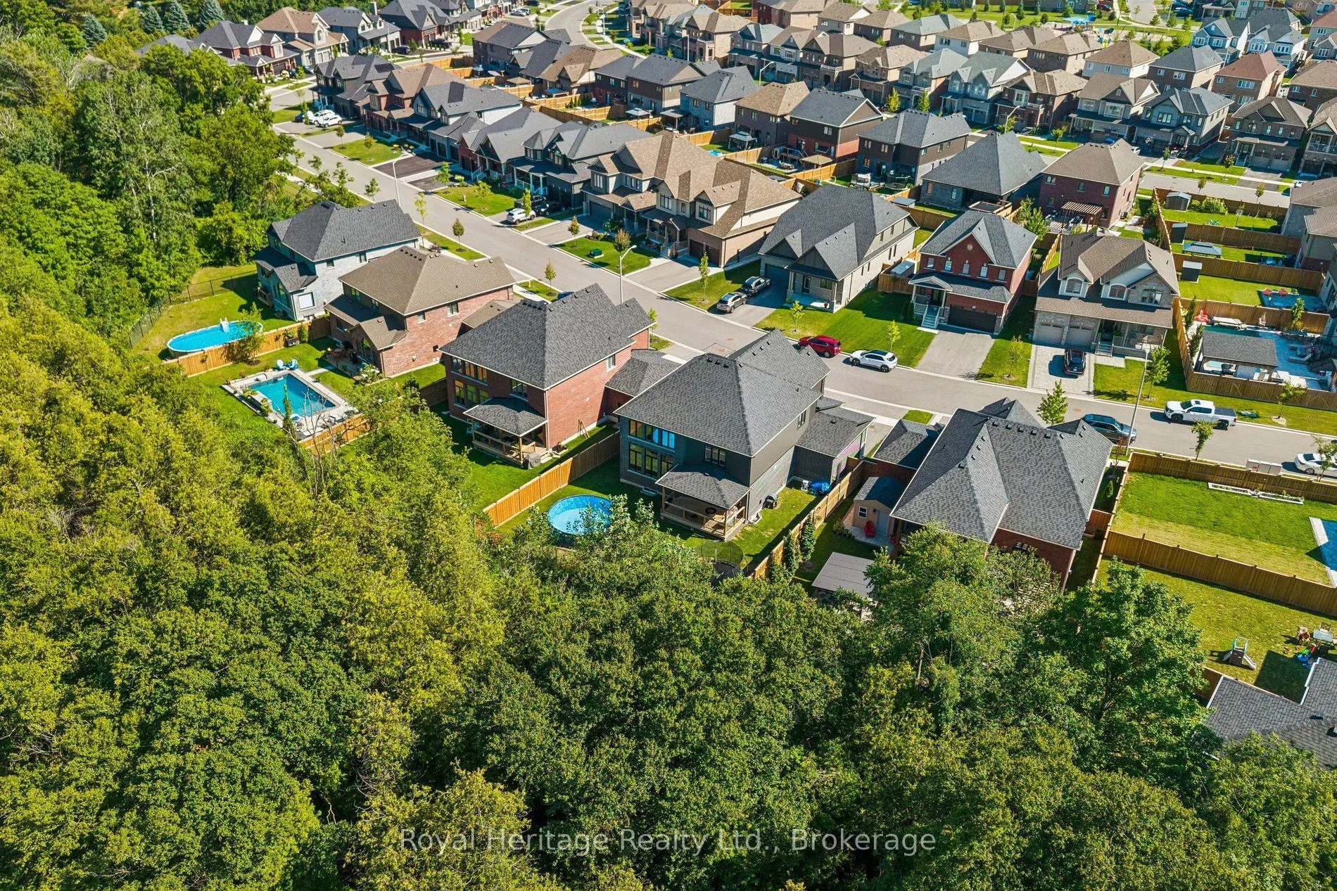 55 Harry Lee Crescent