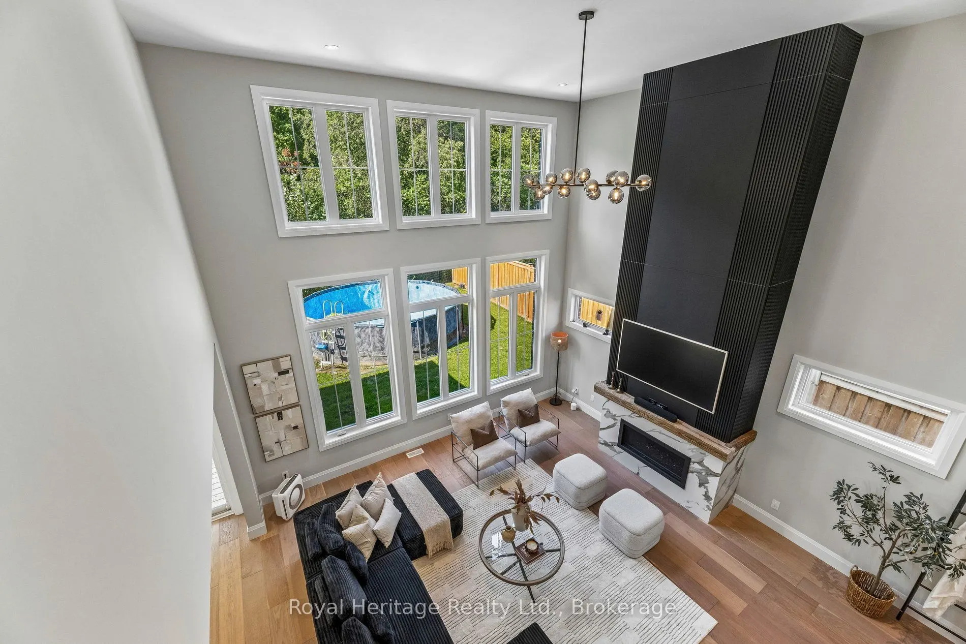 55 Harry Lee Crescent