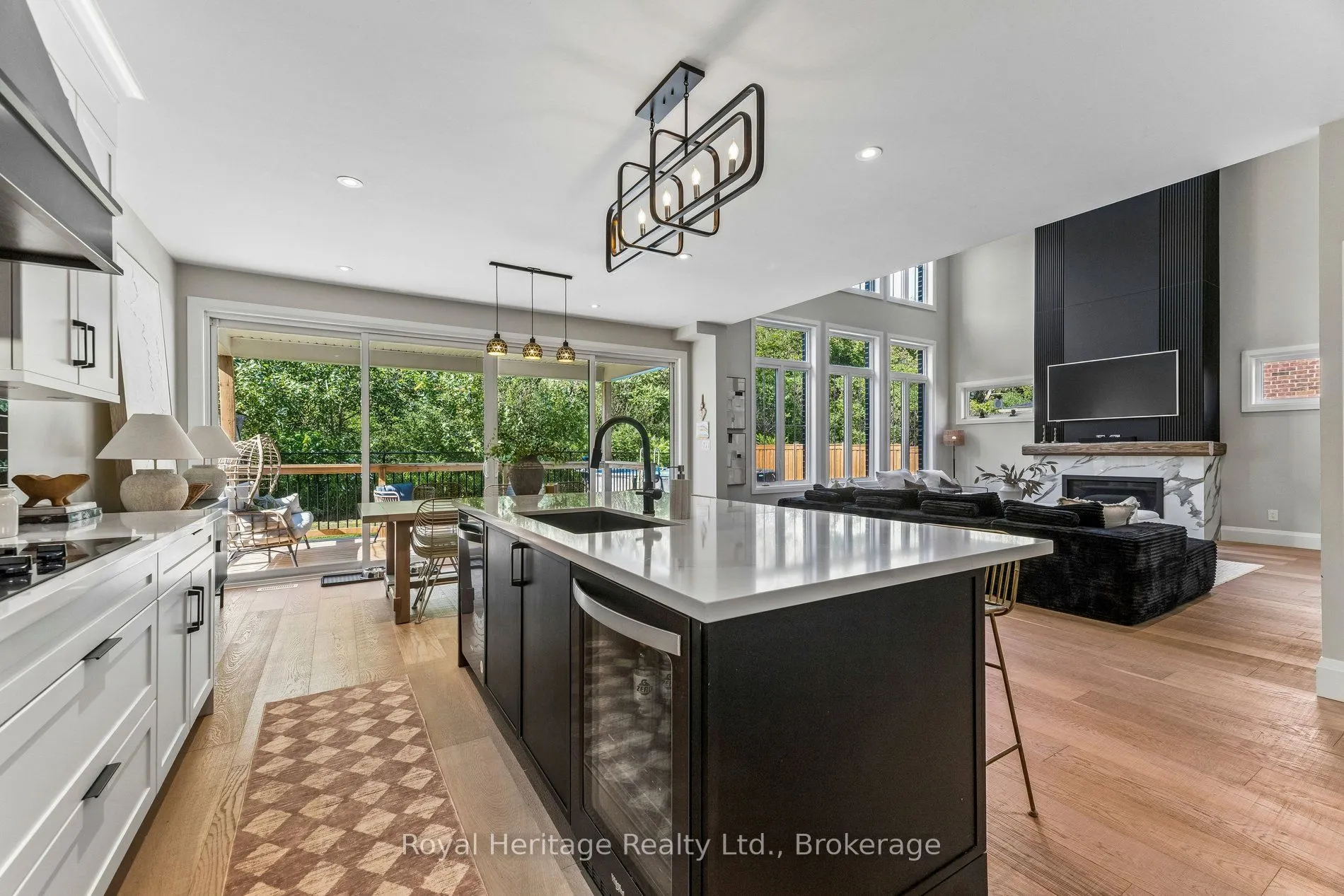 55 Harry Lee Crescent