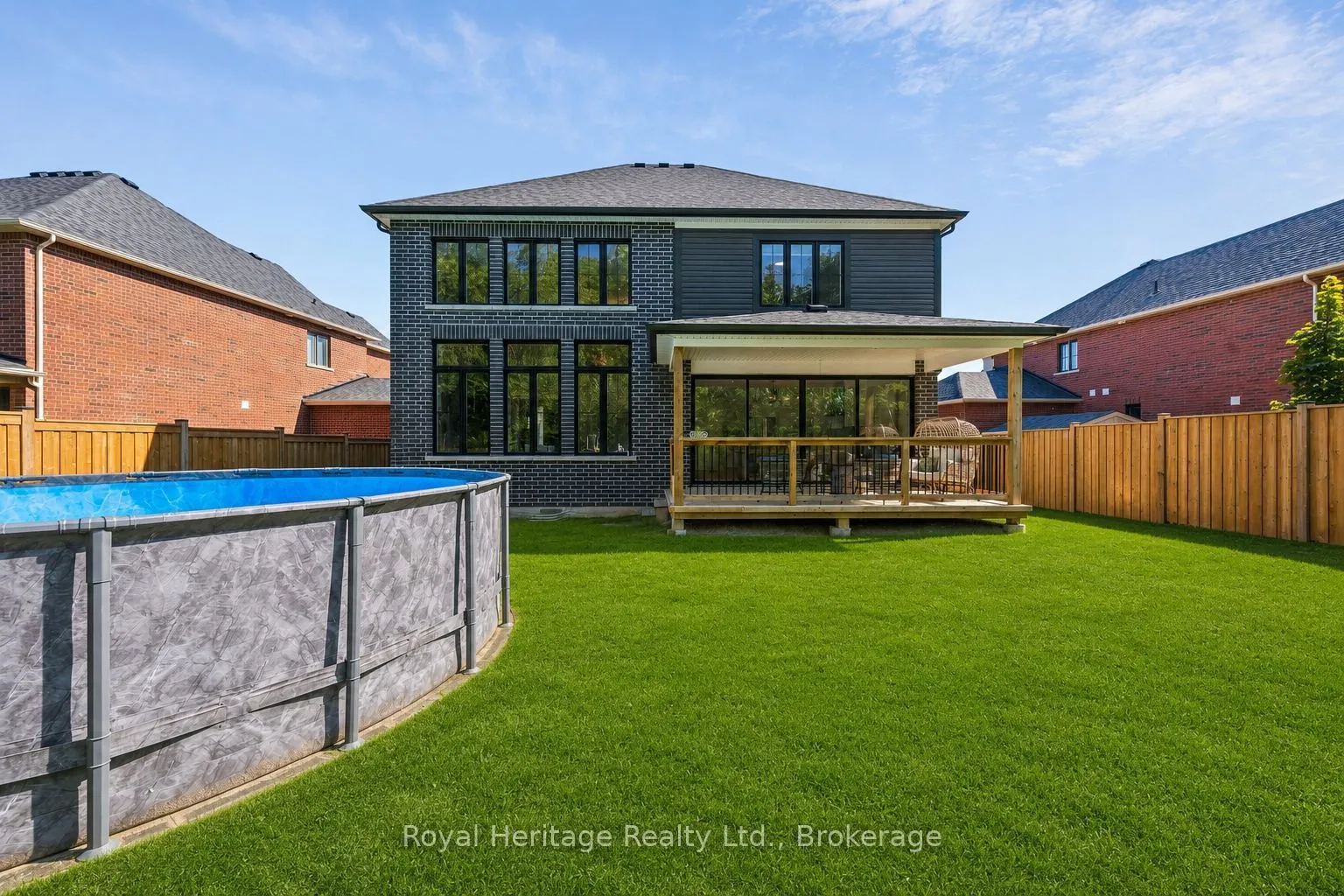 55 Harry Lee Crescent