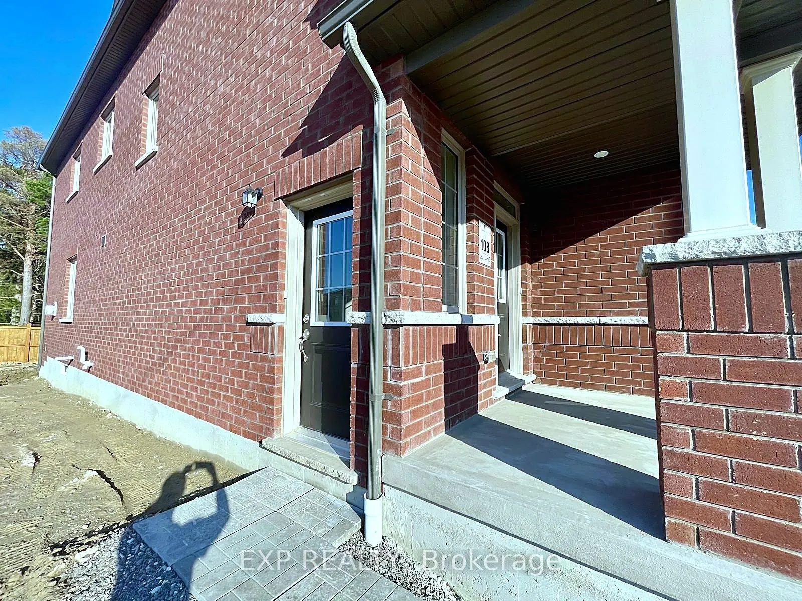 83 Rackham Lane