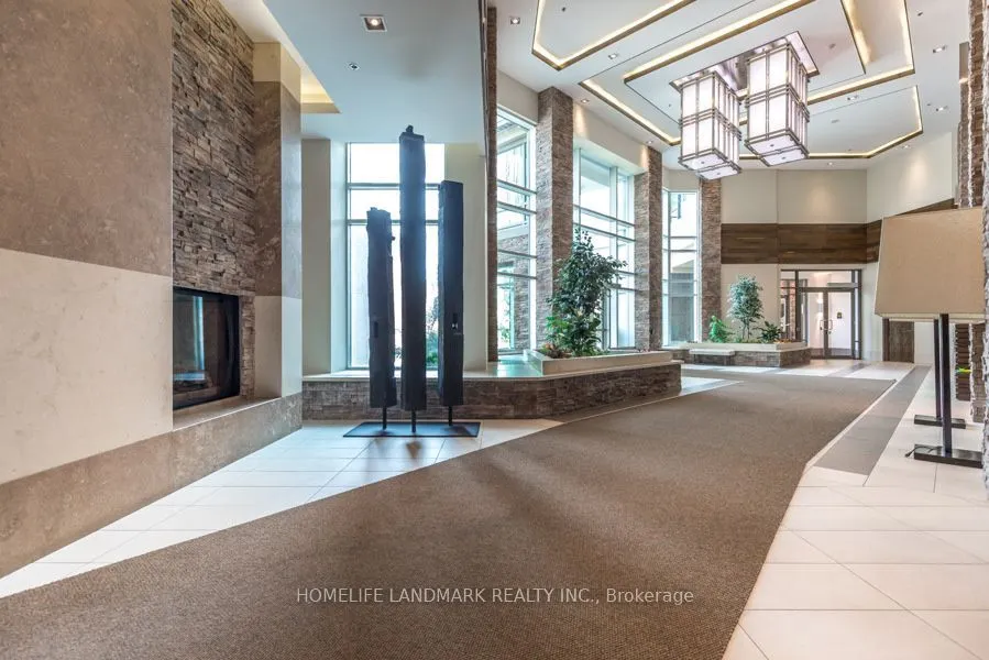1235 Bayly Street #807