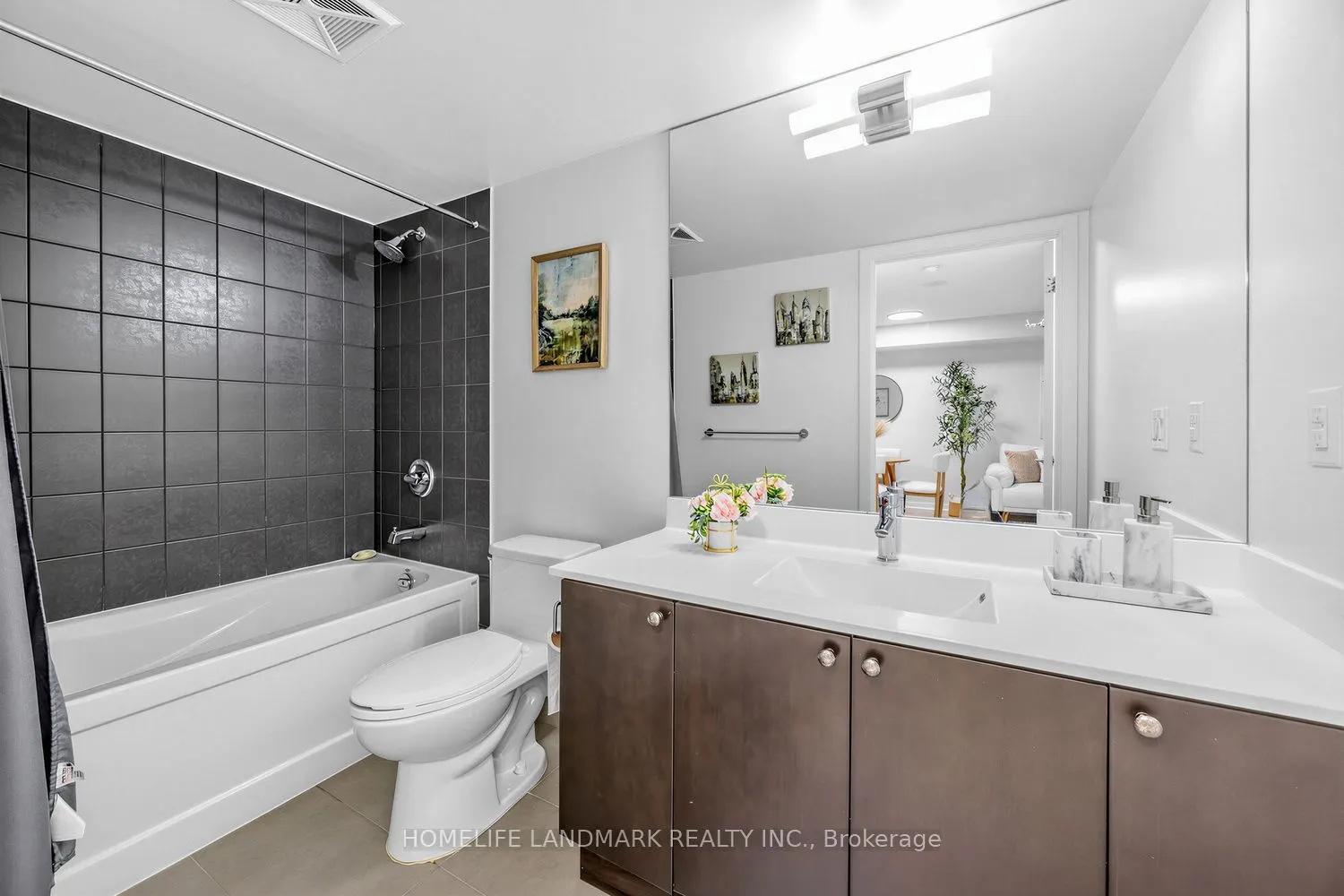 1235 Bayly Street #807