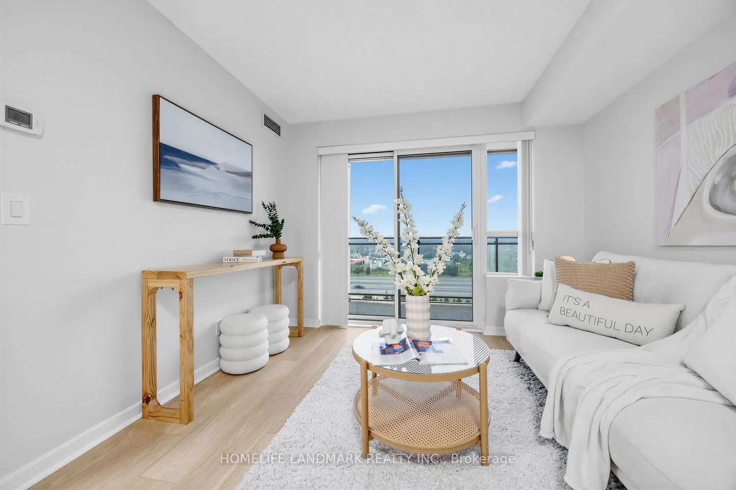 1235 Bayly Street #807