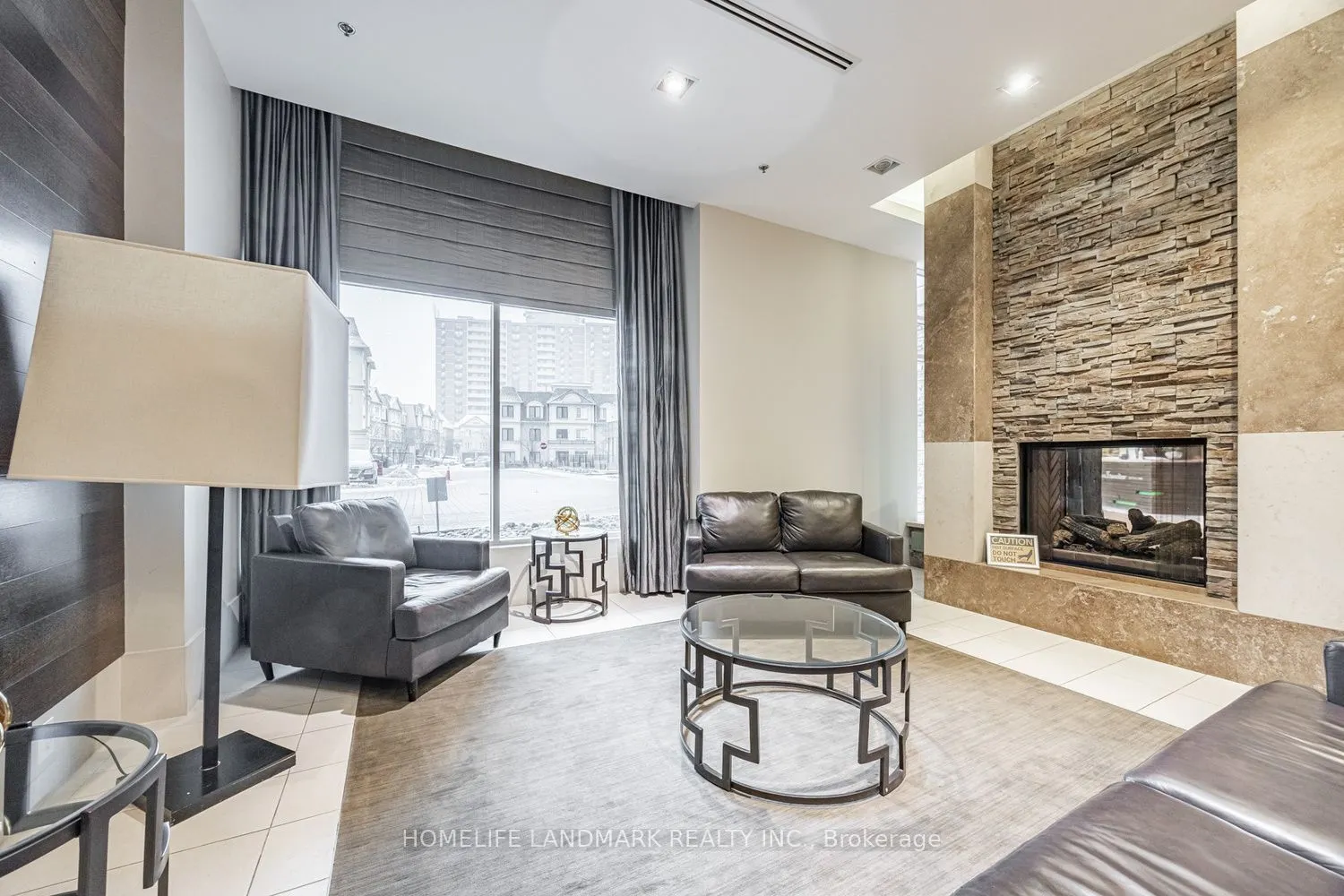 1235 Bayly Street #807