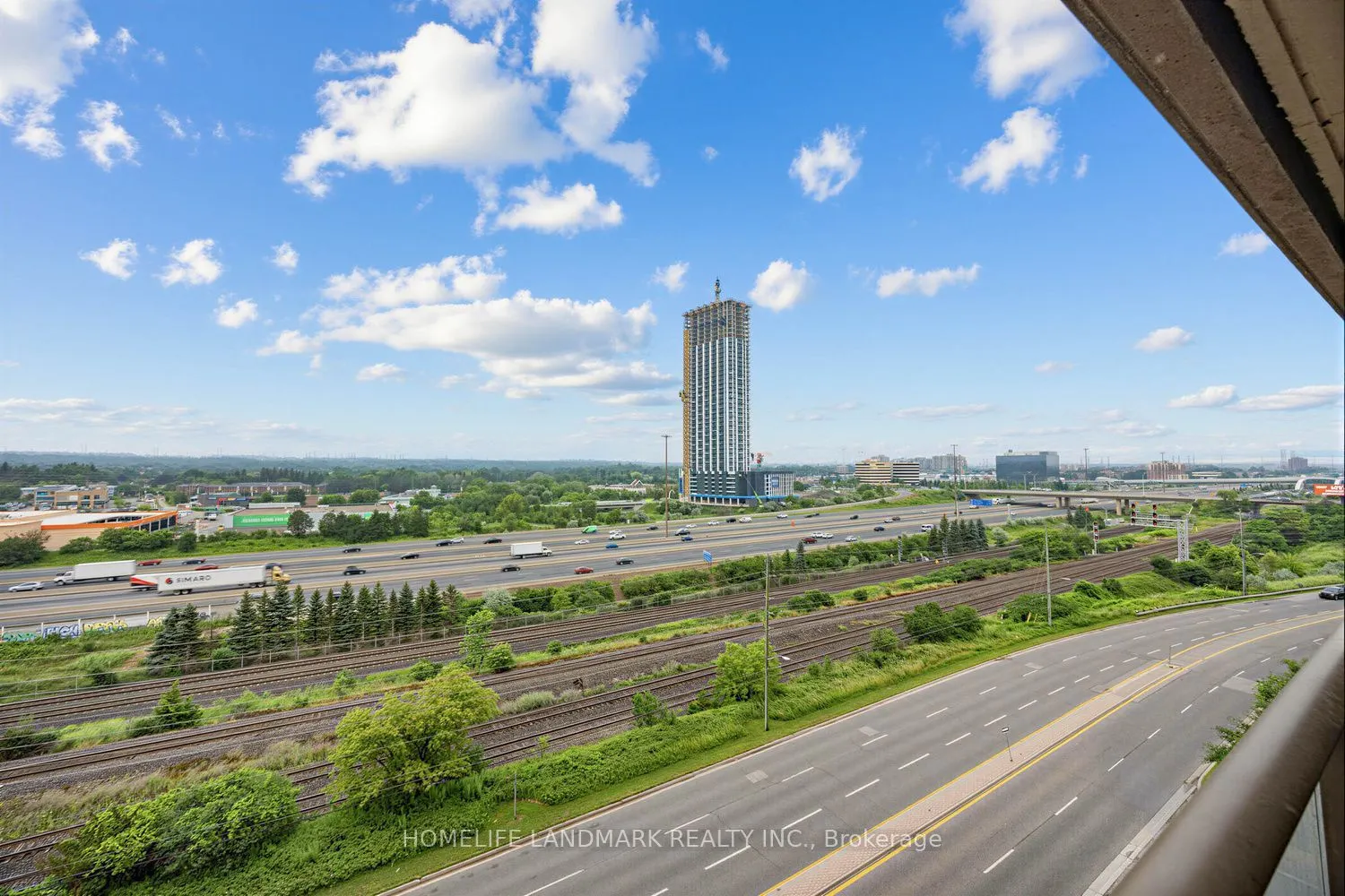 1235 Bayly Street #807