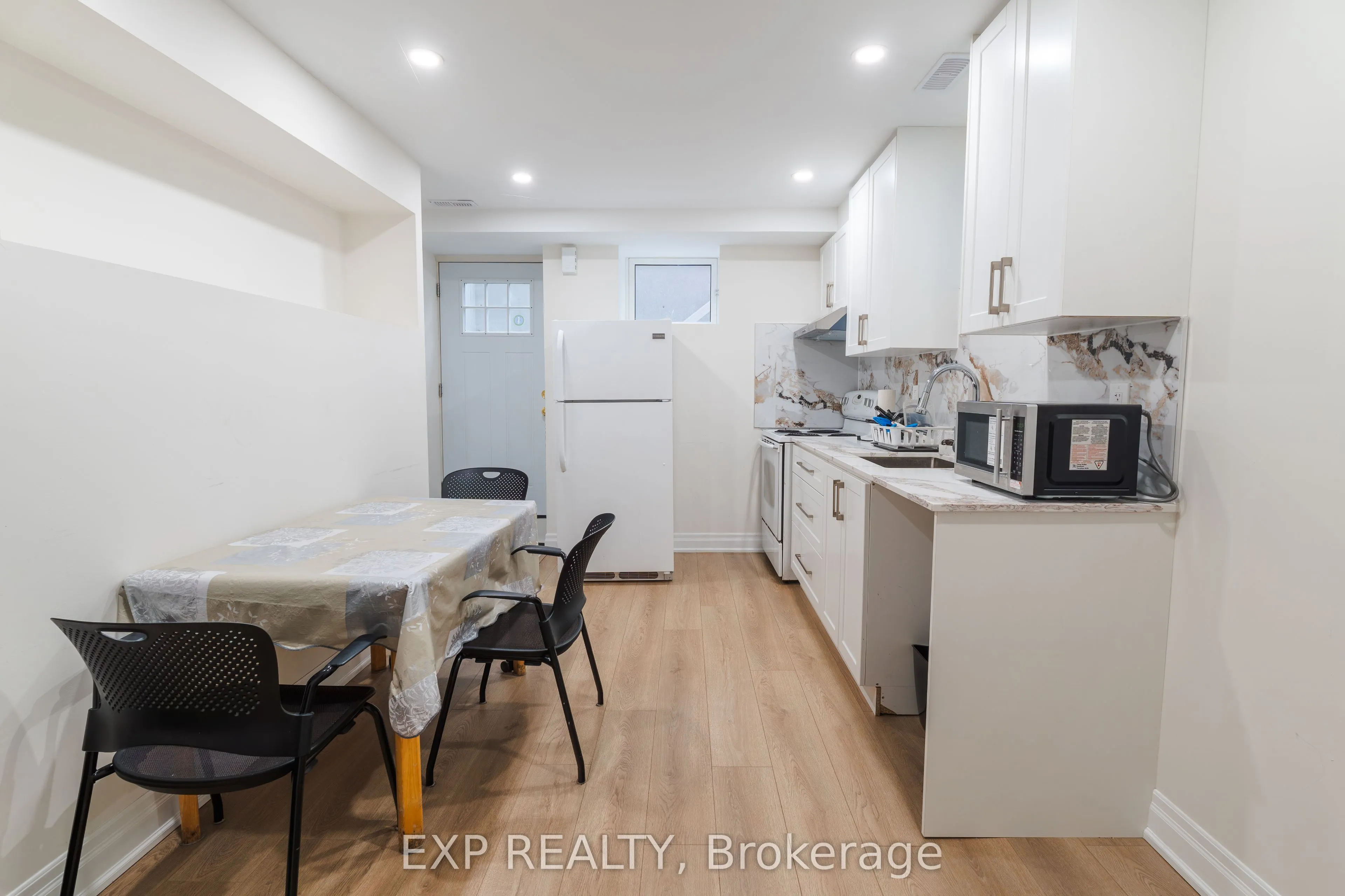 34 Rodda Boulevard