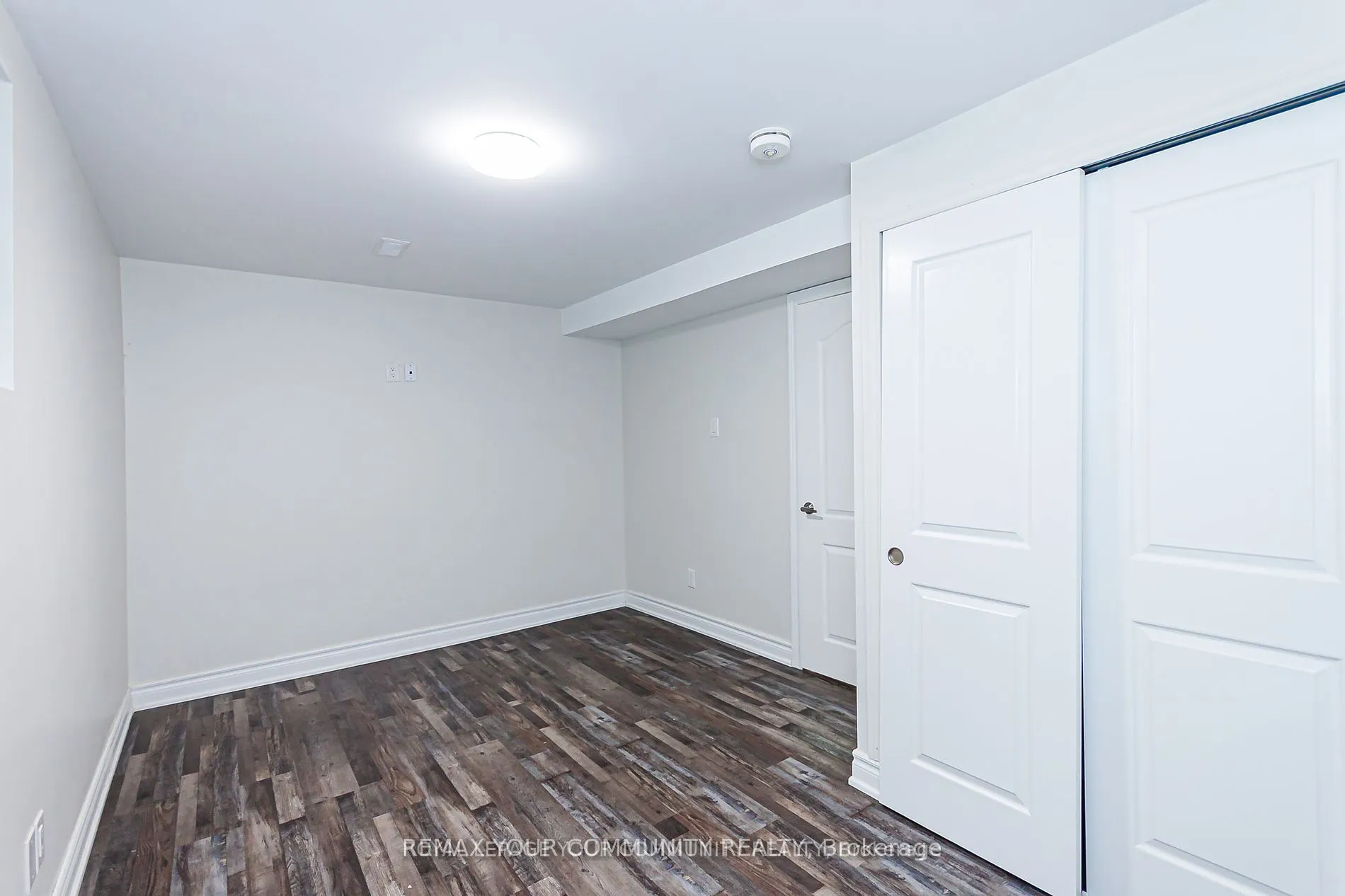 33 Durness Avenue #Bsmt