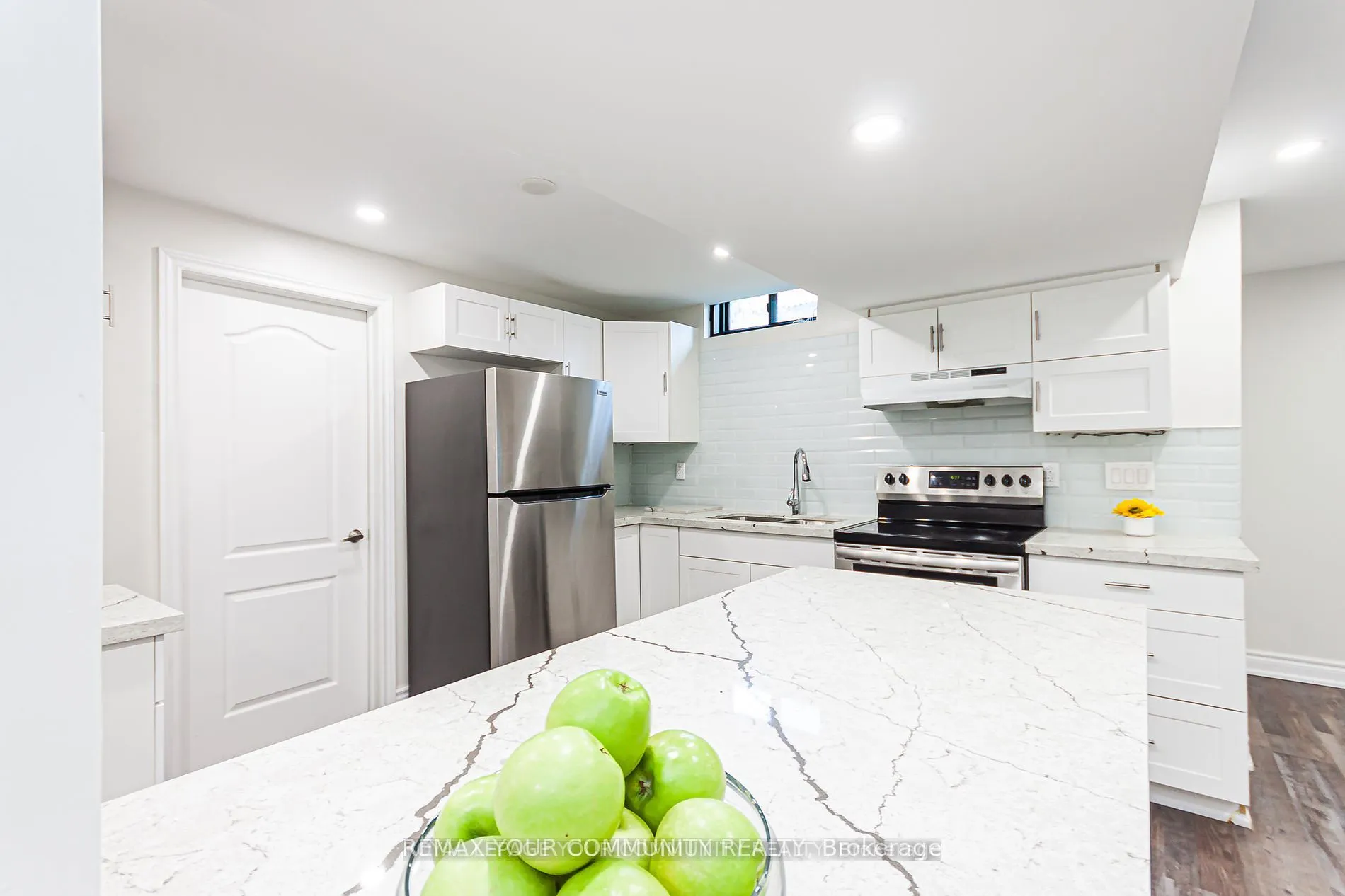 33 Durness Avenue #Bsmt
