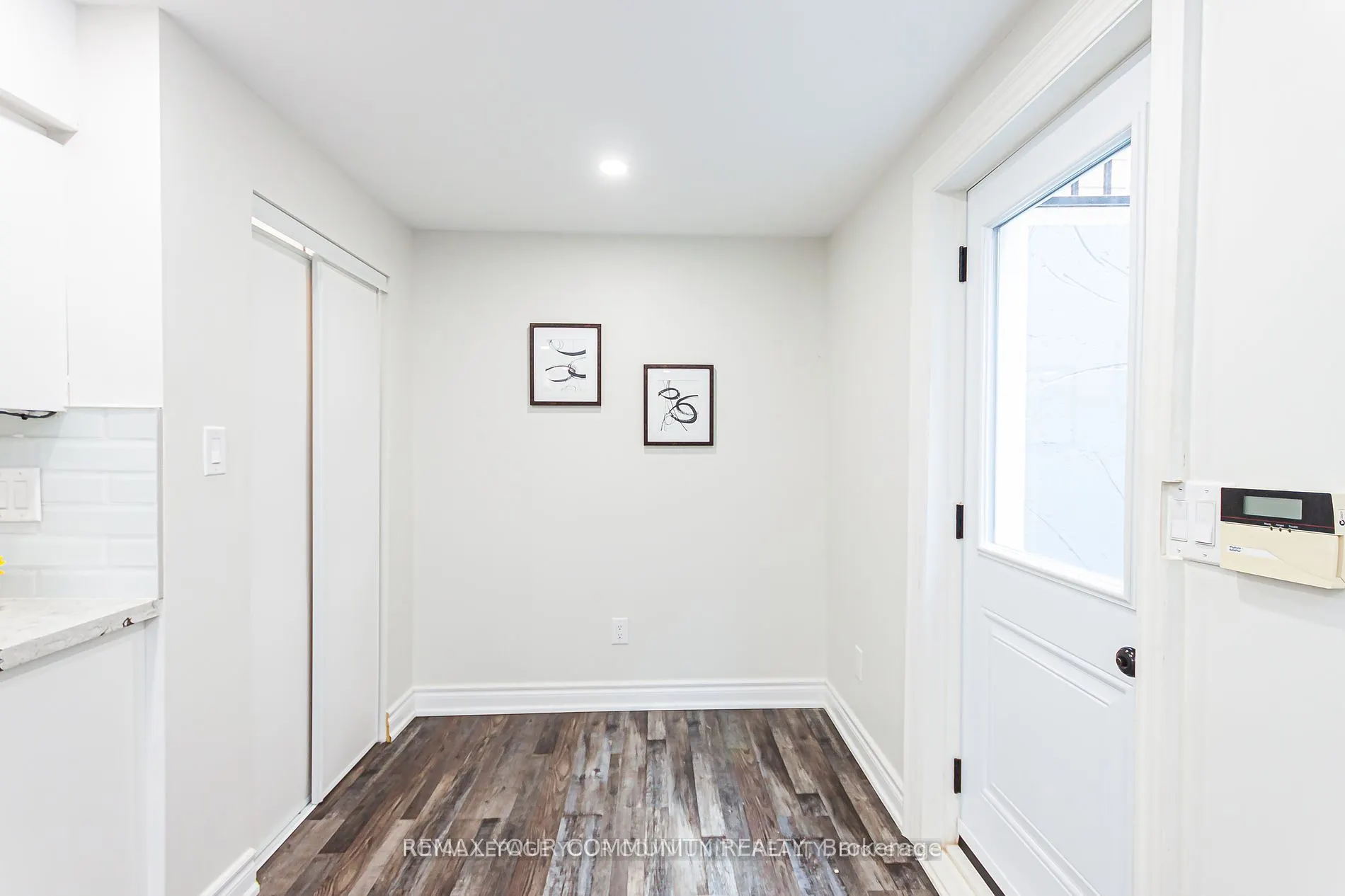33 Durness Avenue #Bsmt