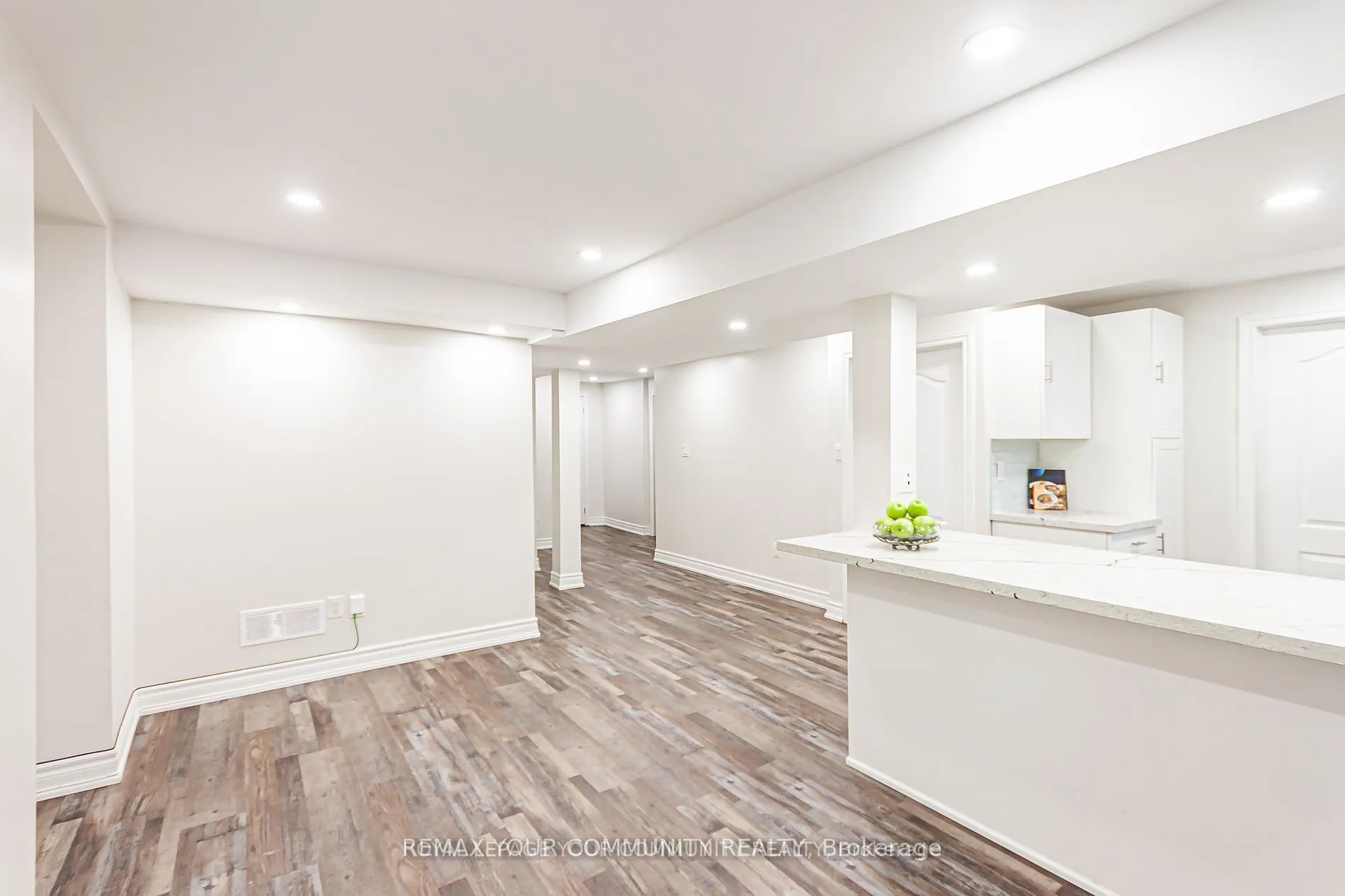 33 Durness Avenue #Bsmt