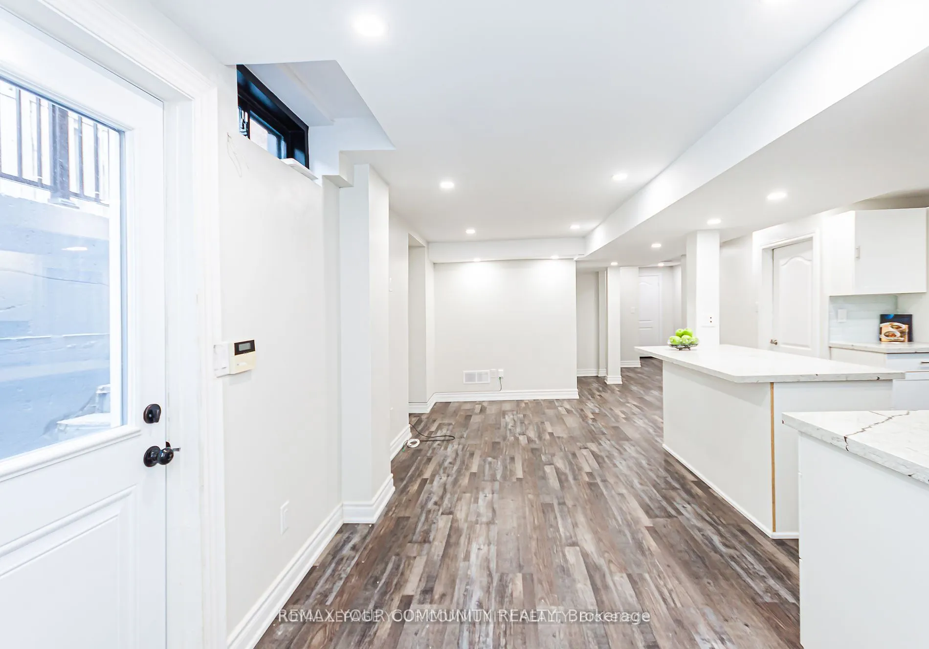 33 Durness Avenue #Bsmt
