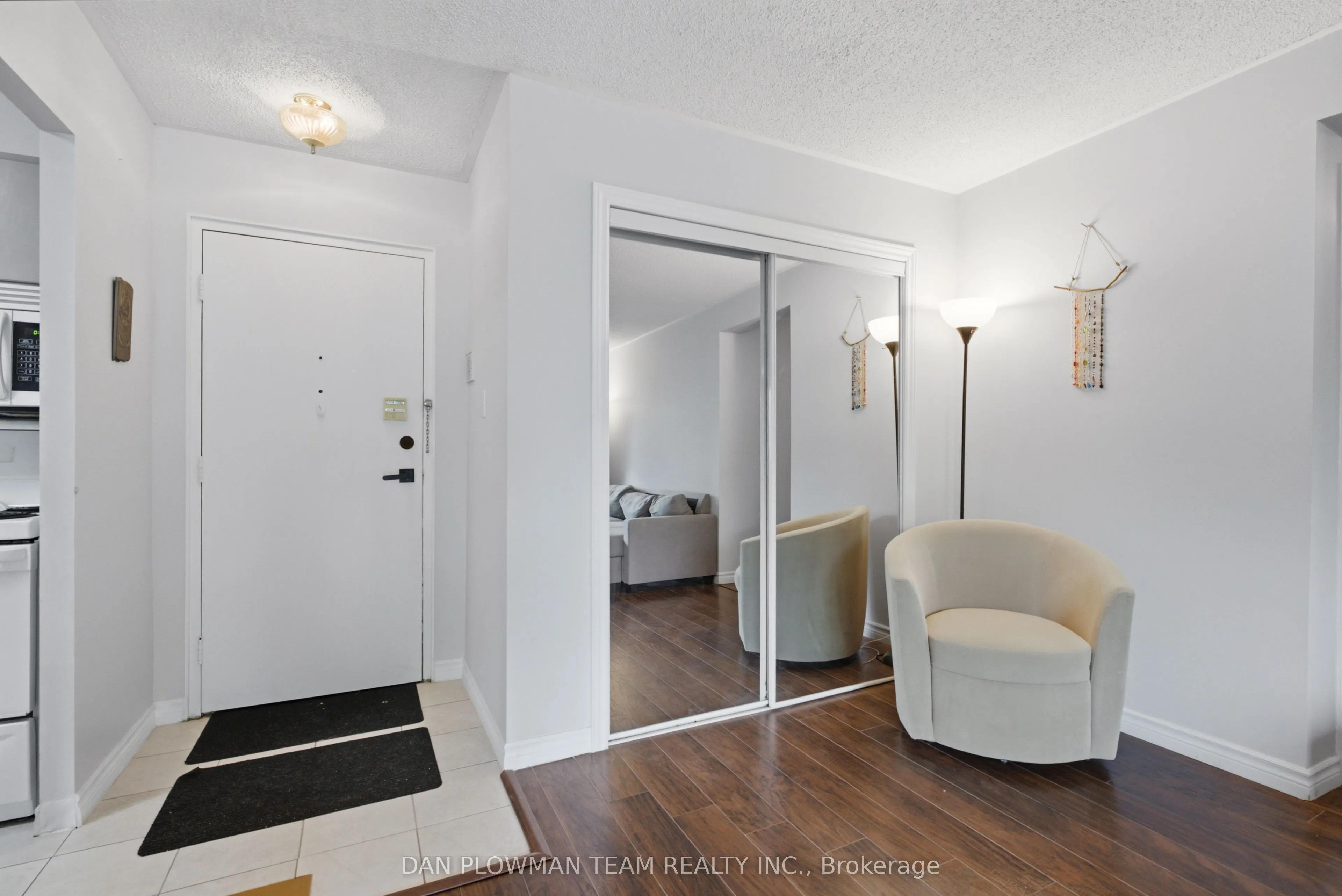 131 Taunton Road E #204