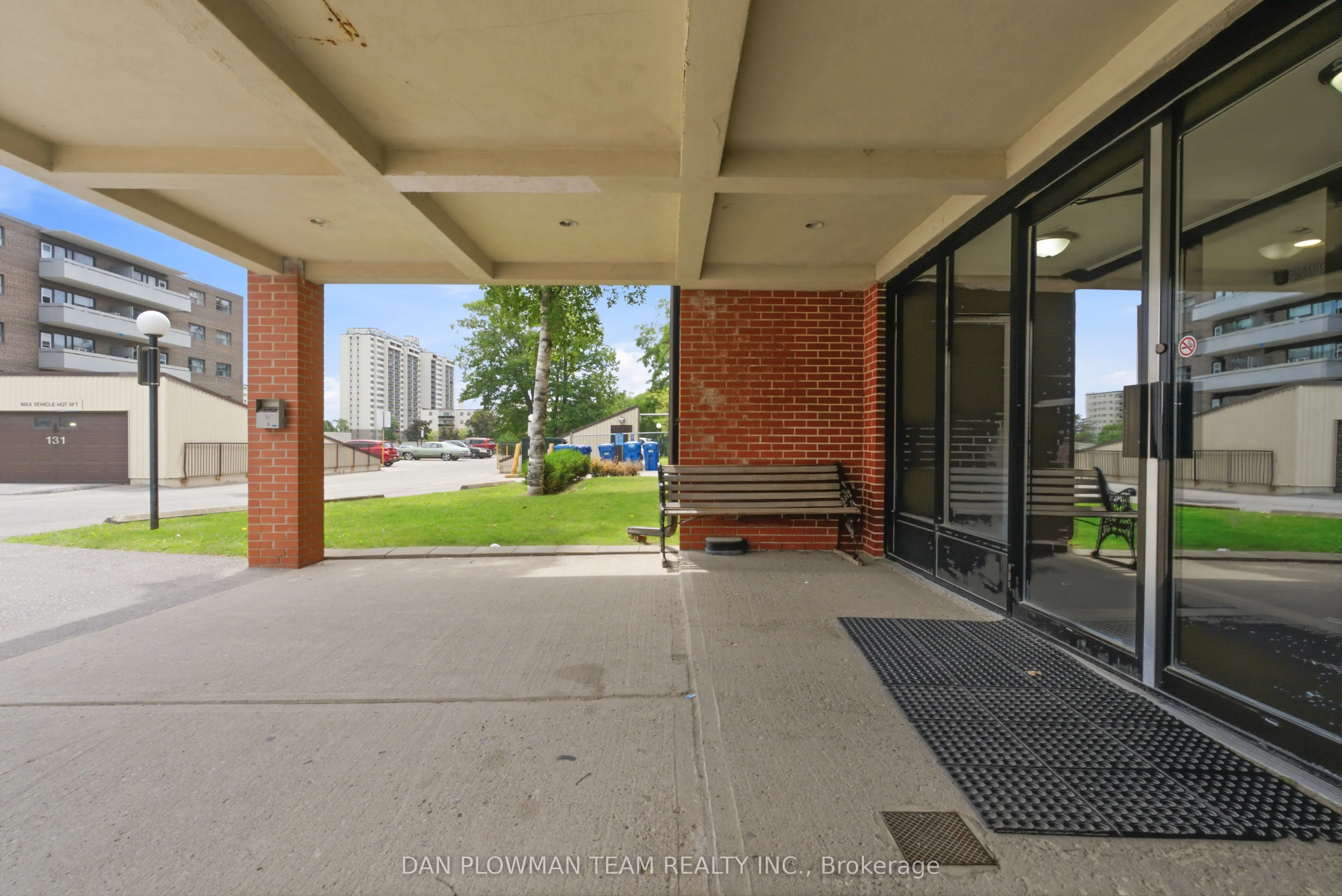 131 Taunton Road E #204