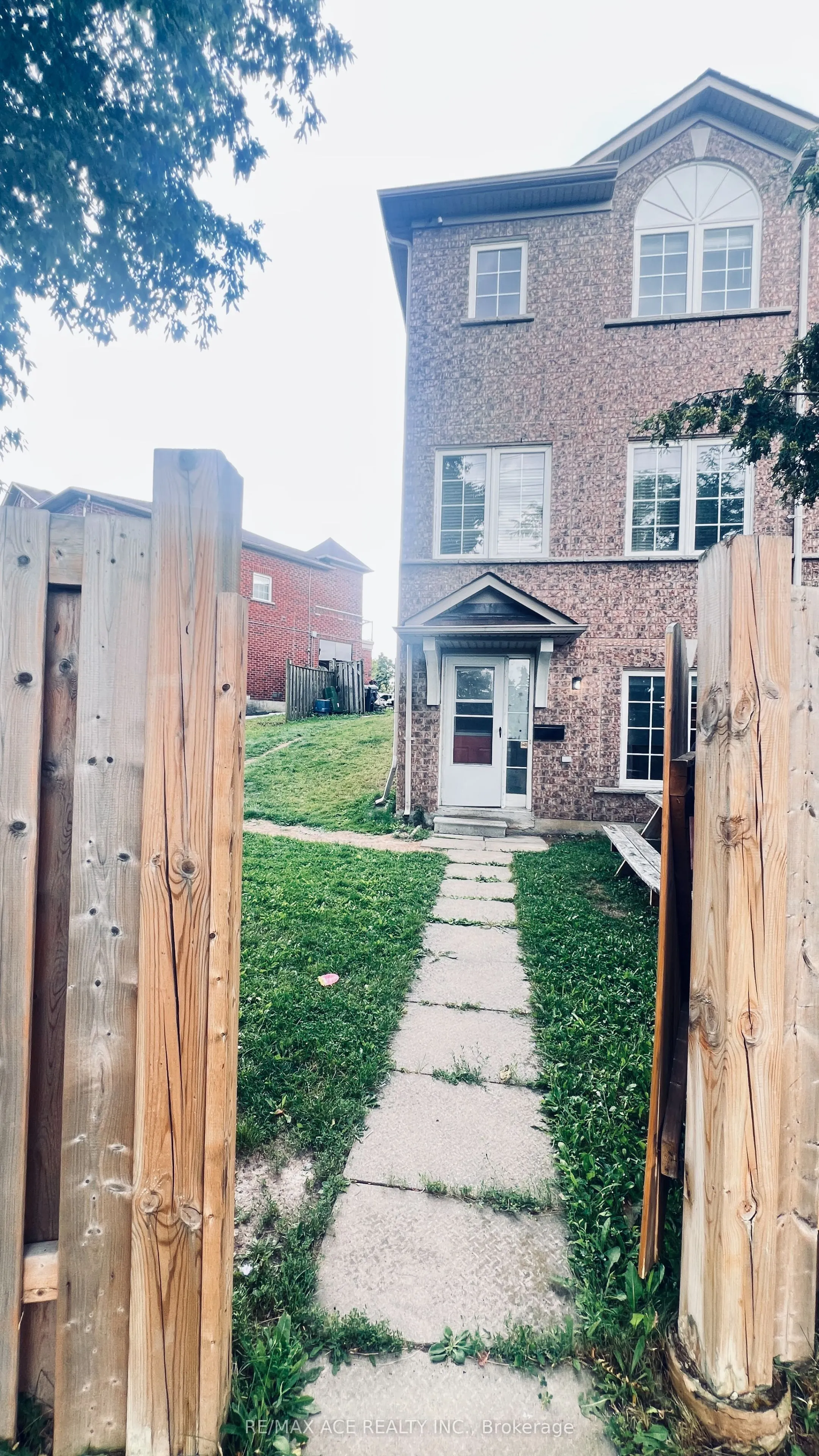74 Mourning Dove Crescent