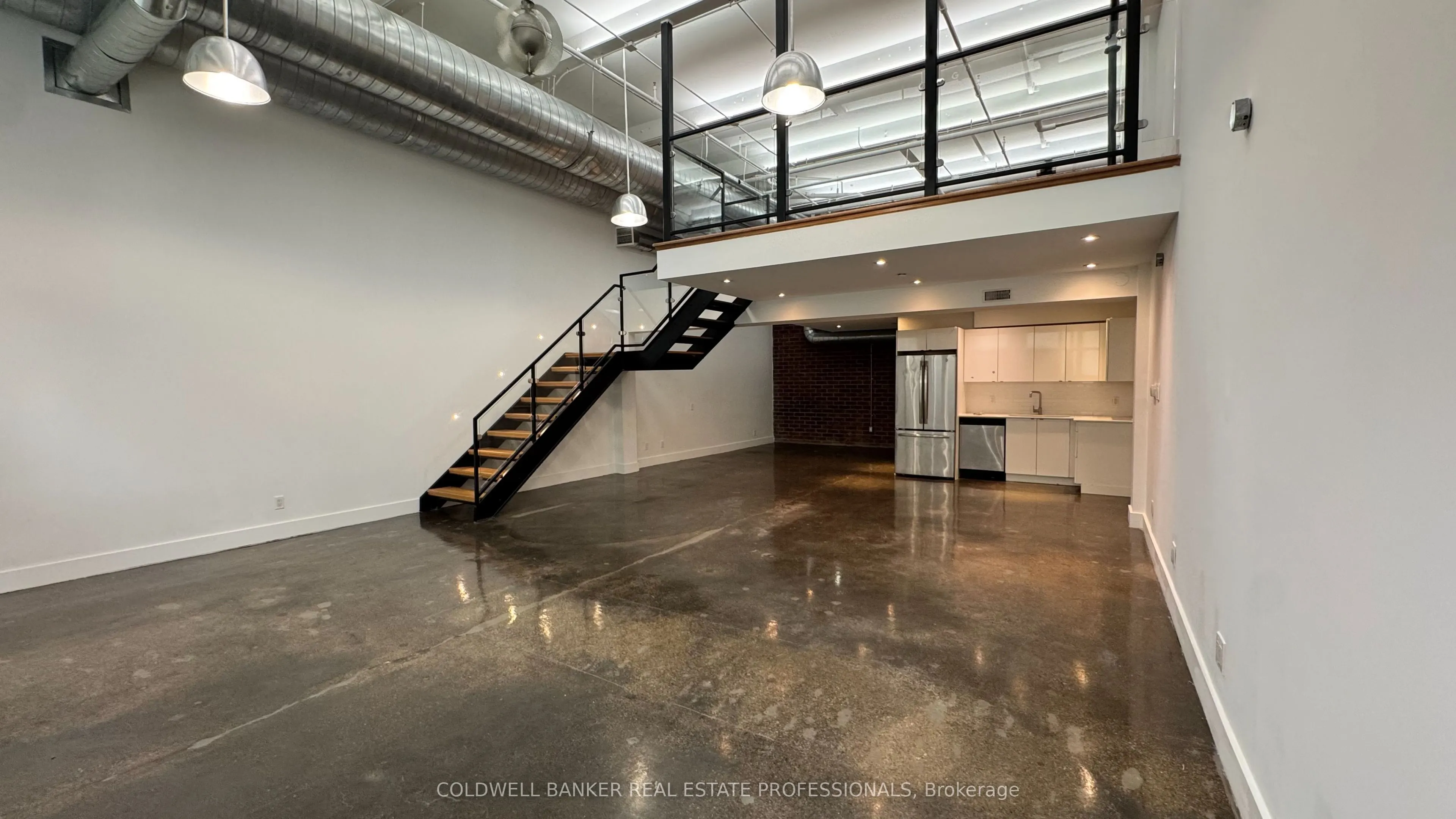 1159 Dundas Street E #158