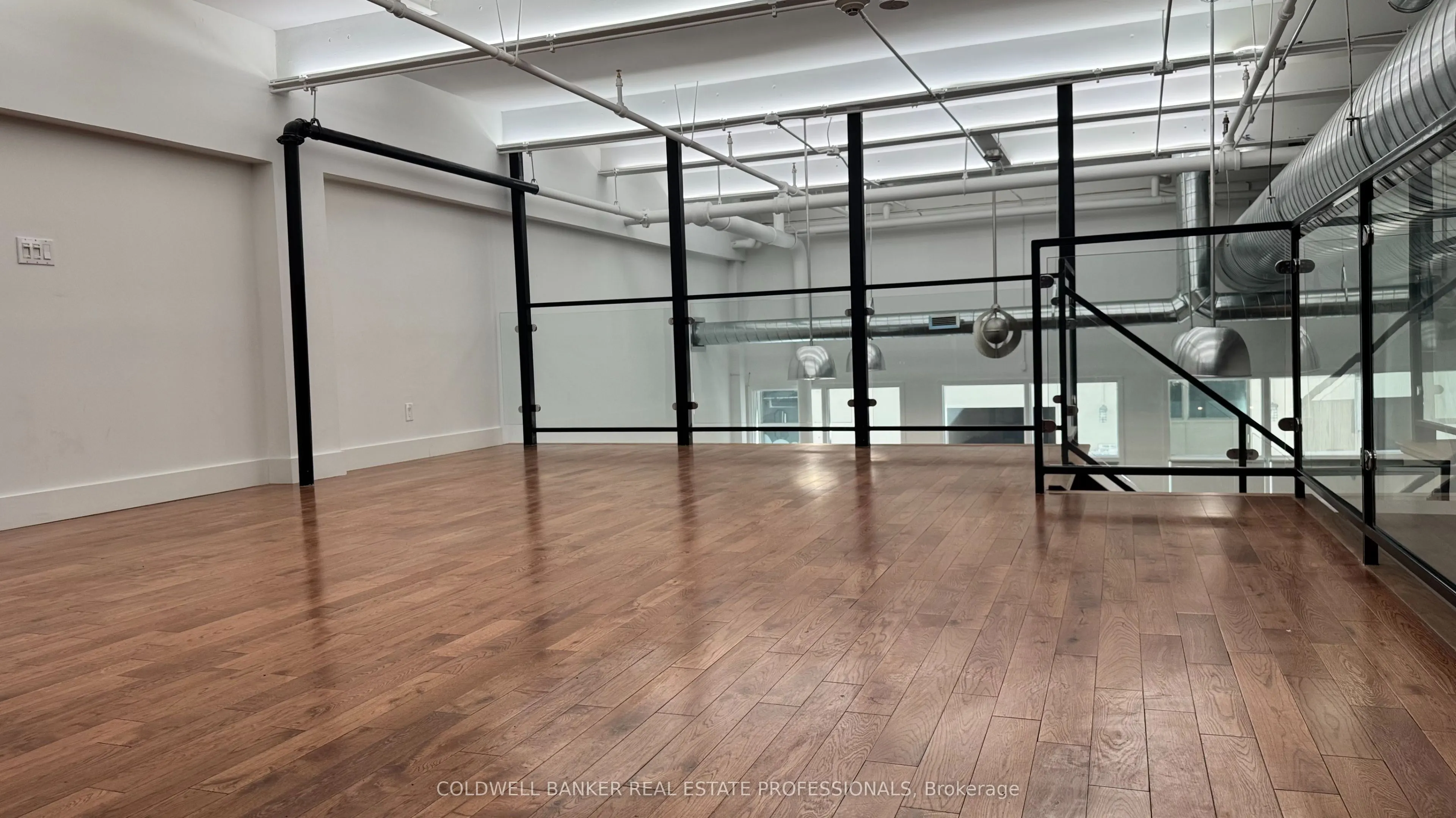 1159 Dundas Street E #158