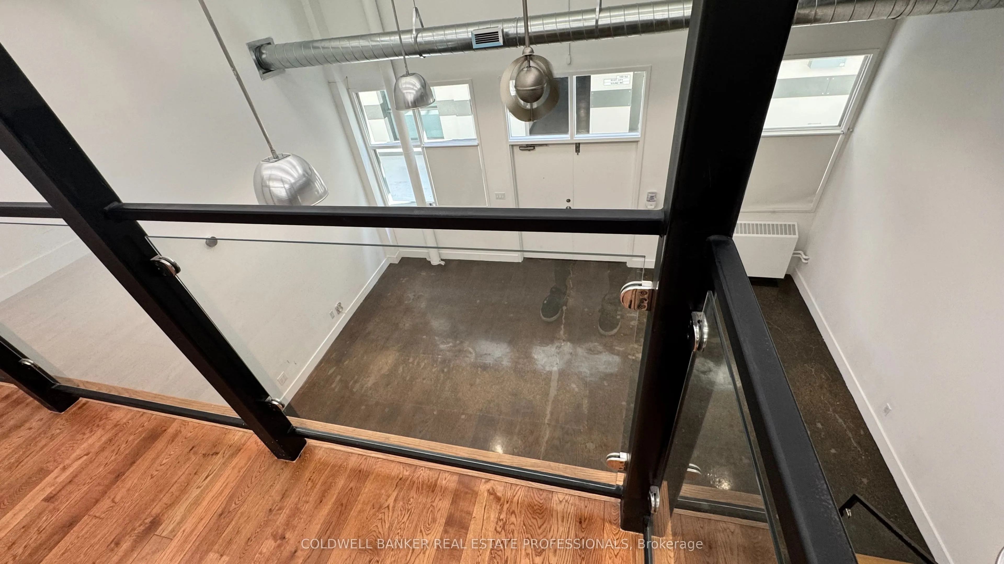 1159 Dundas Street E #158