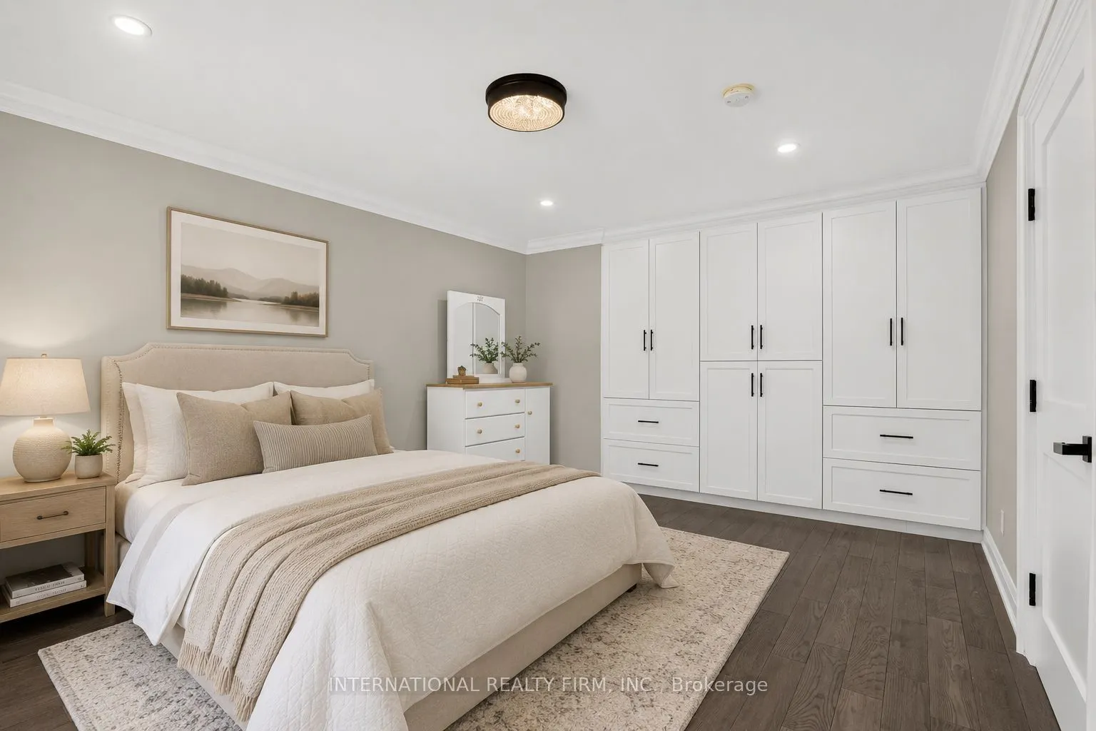 3 Taunus Court