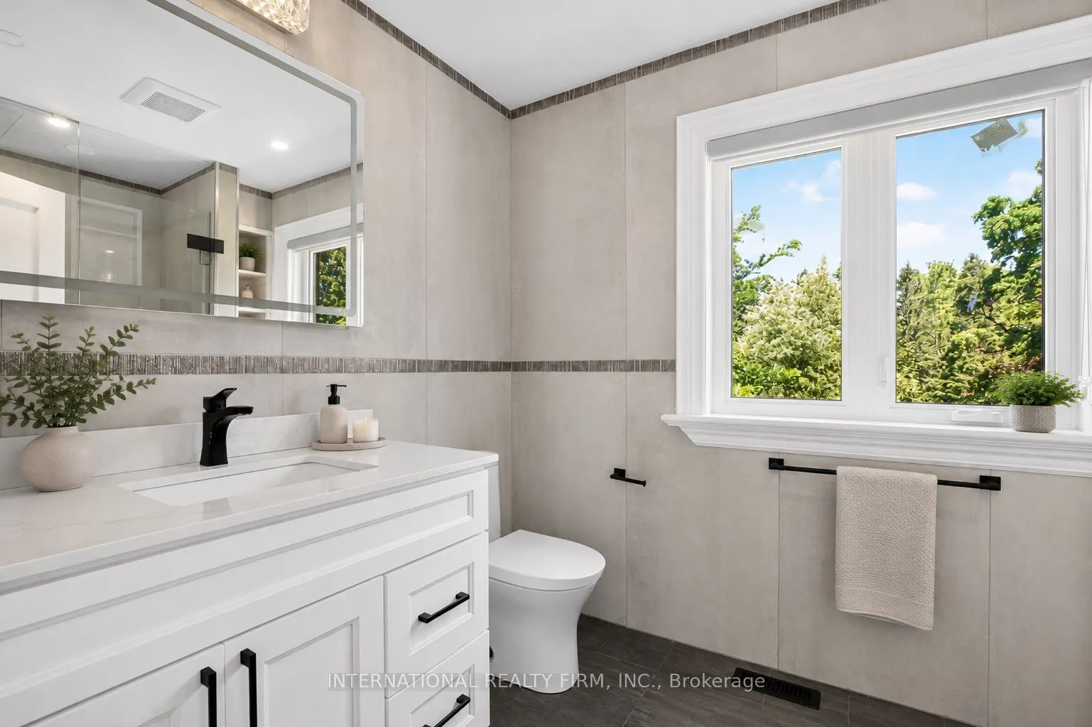 3 Taunus Court
