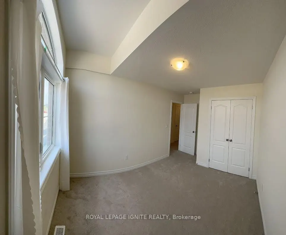 25 Jack Potts Way