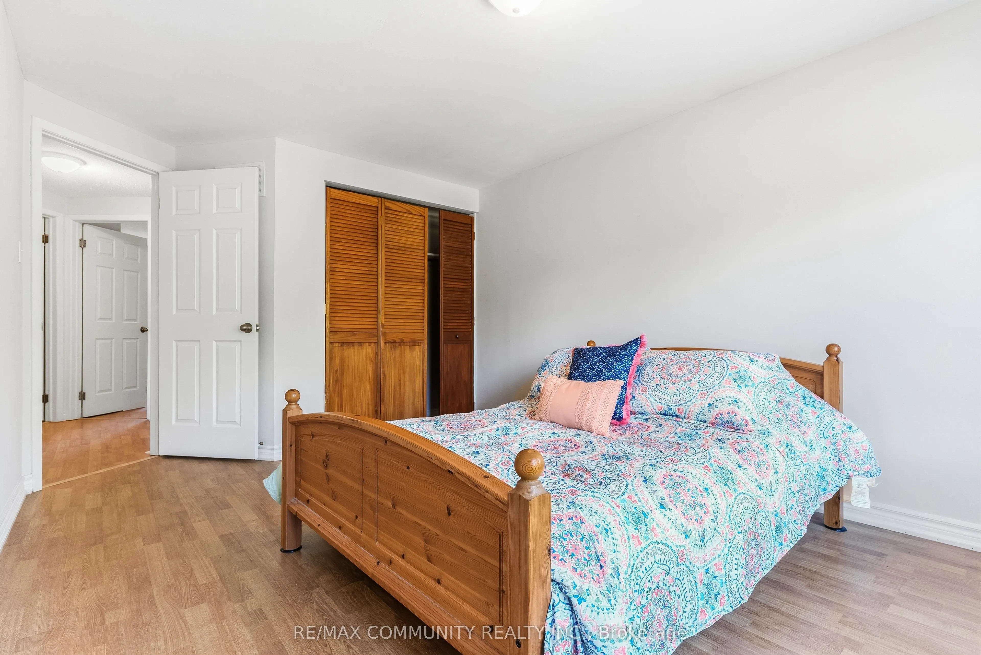 80 Brockman Crescent
