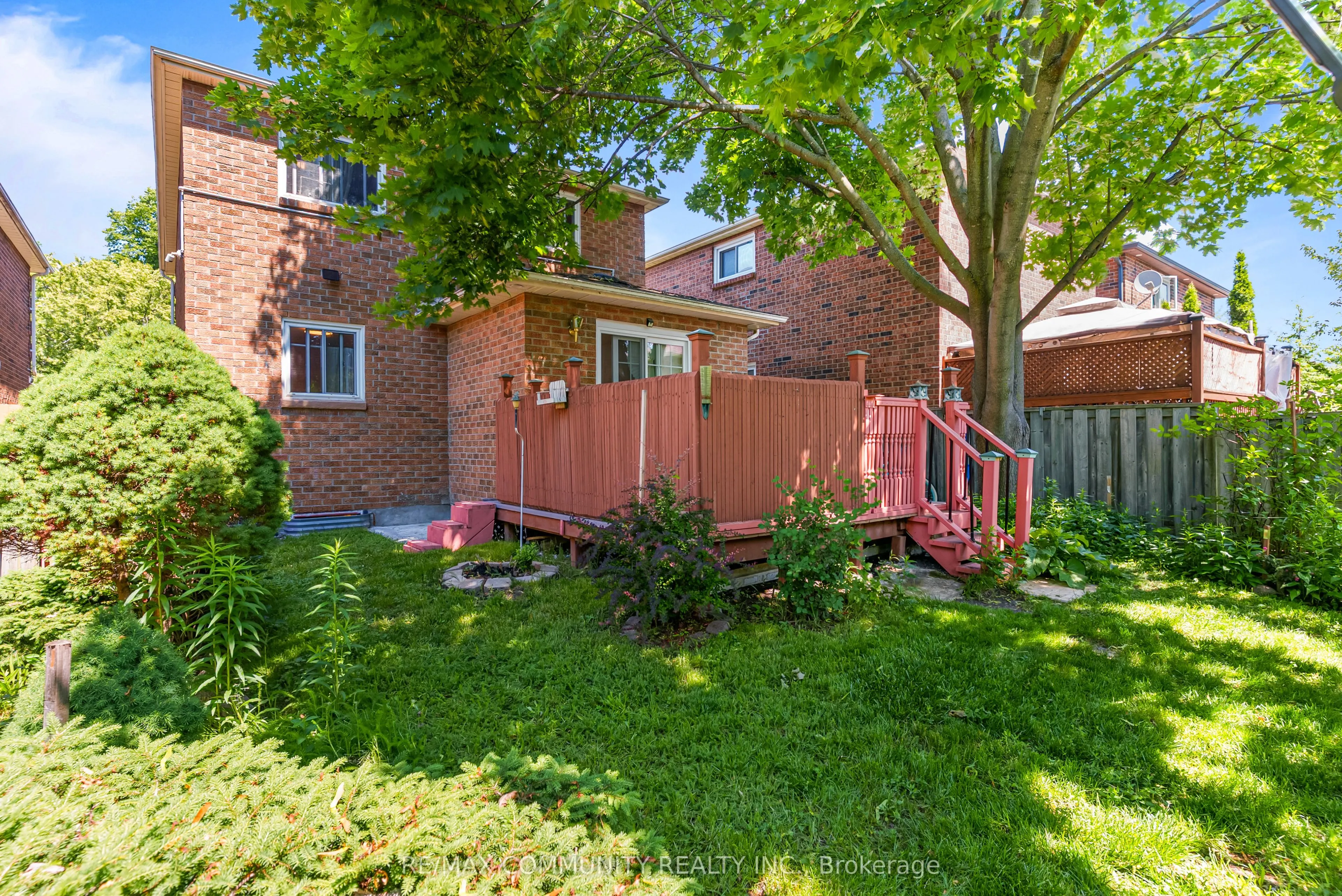 80 Brockman Crescent
