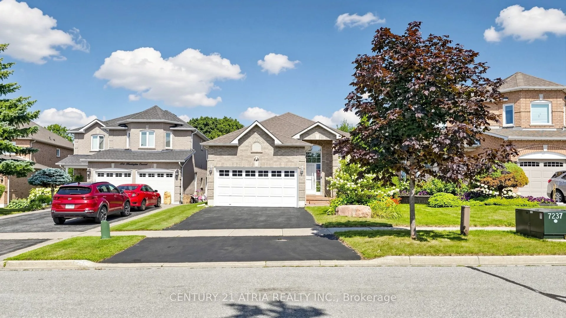 102 Huntington Crescent