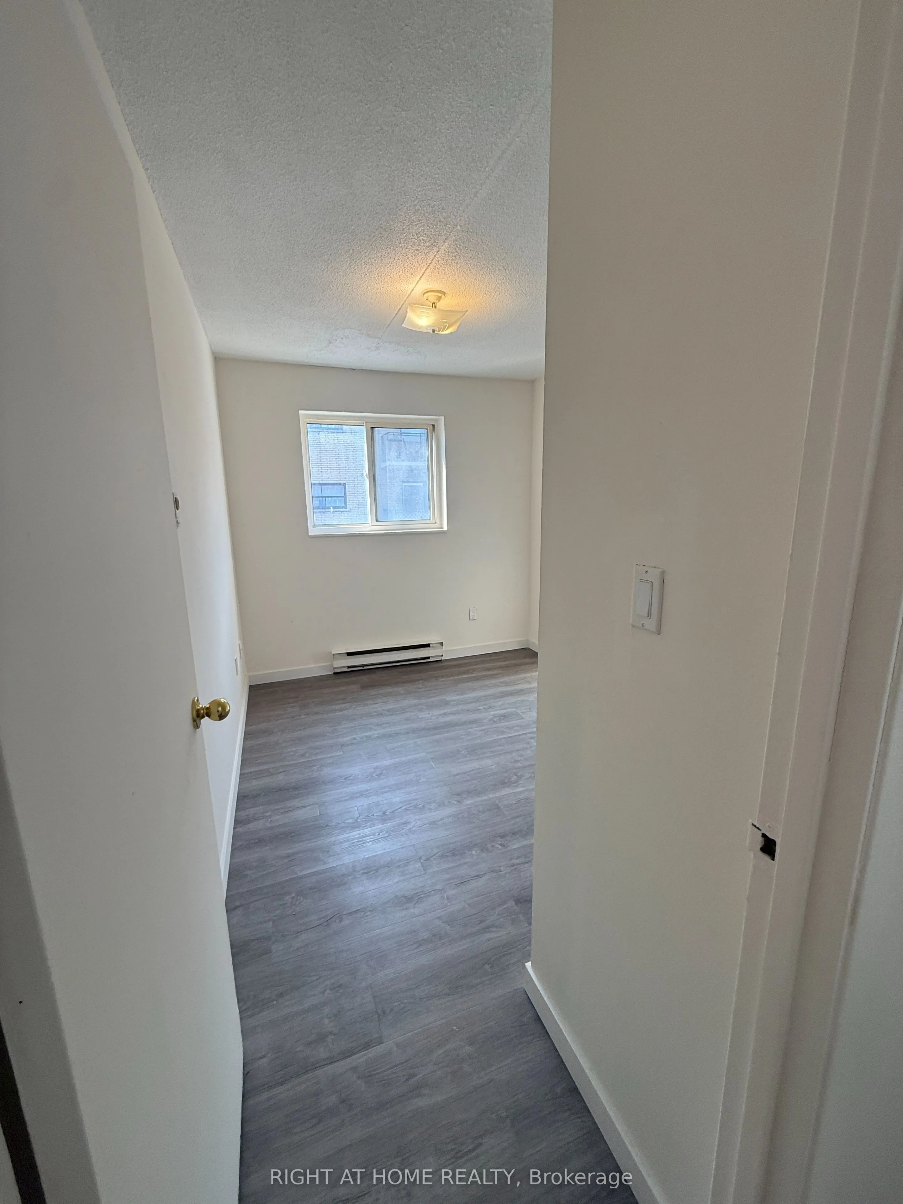 555 Oxford Street #205