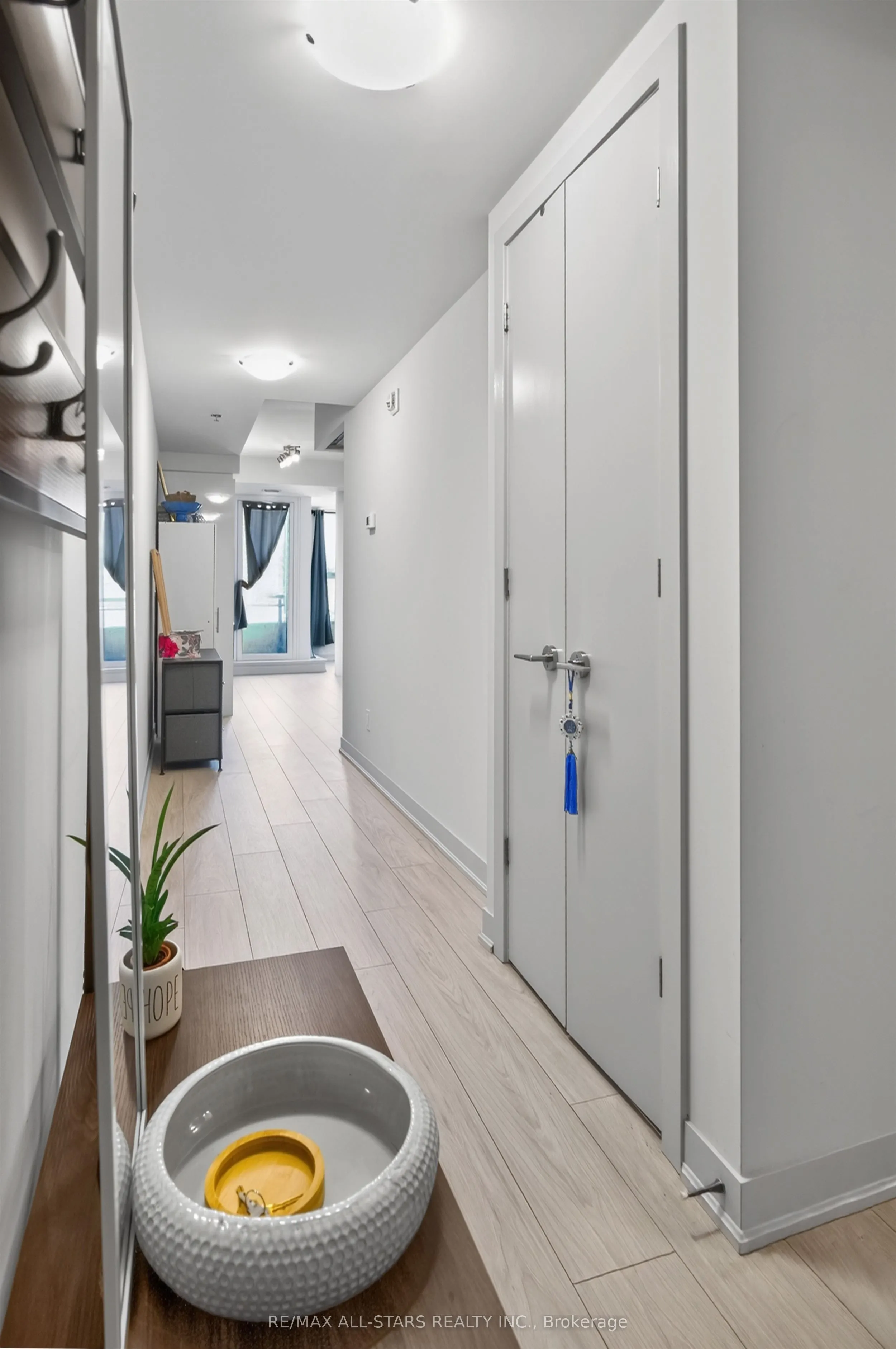90 Glen Everest Road #309