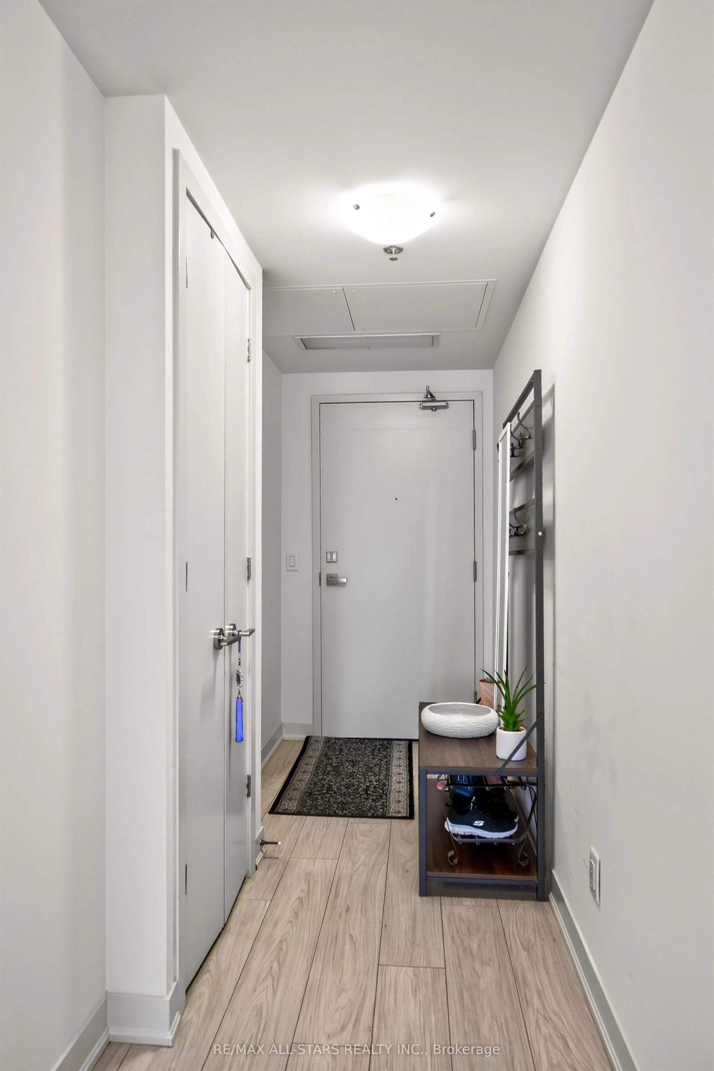 90 Glen Everest Road #309