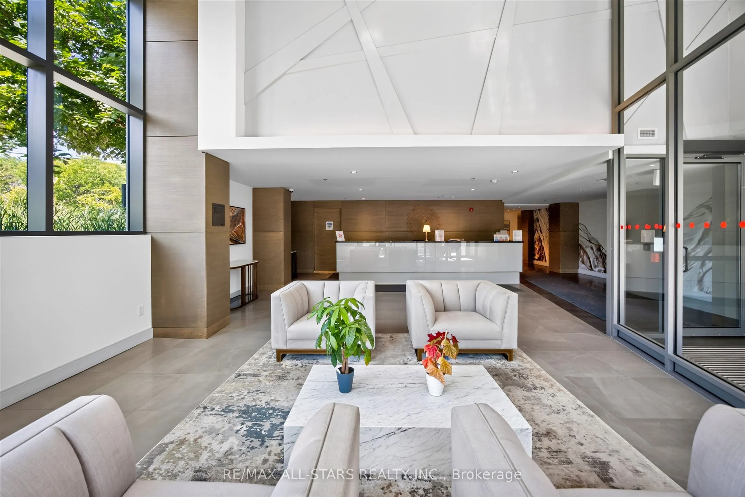 90 Glen Everest Road #309