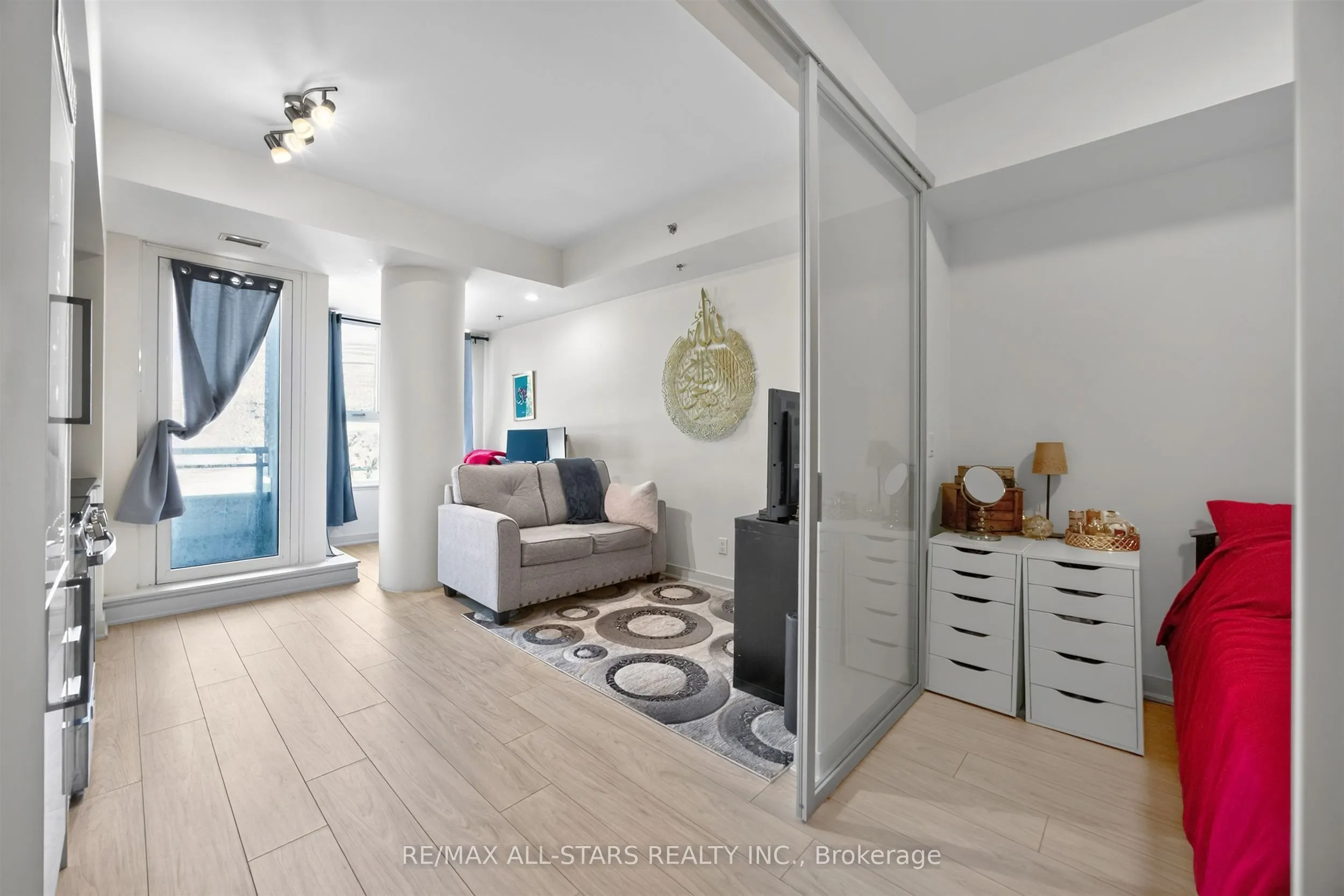 90 Glen Everest Road #309