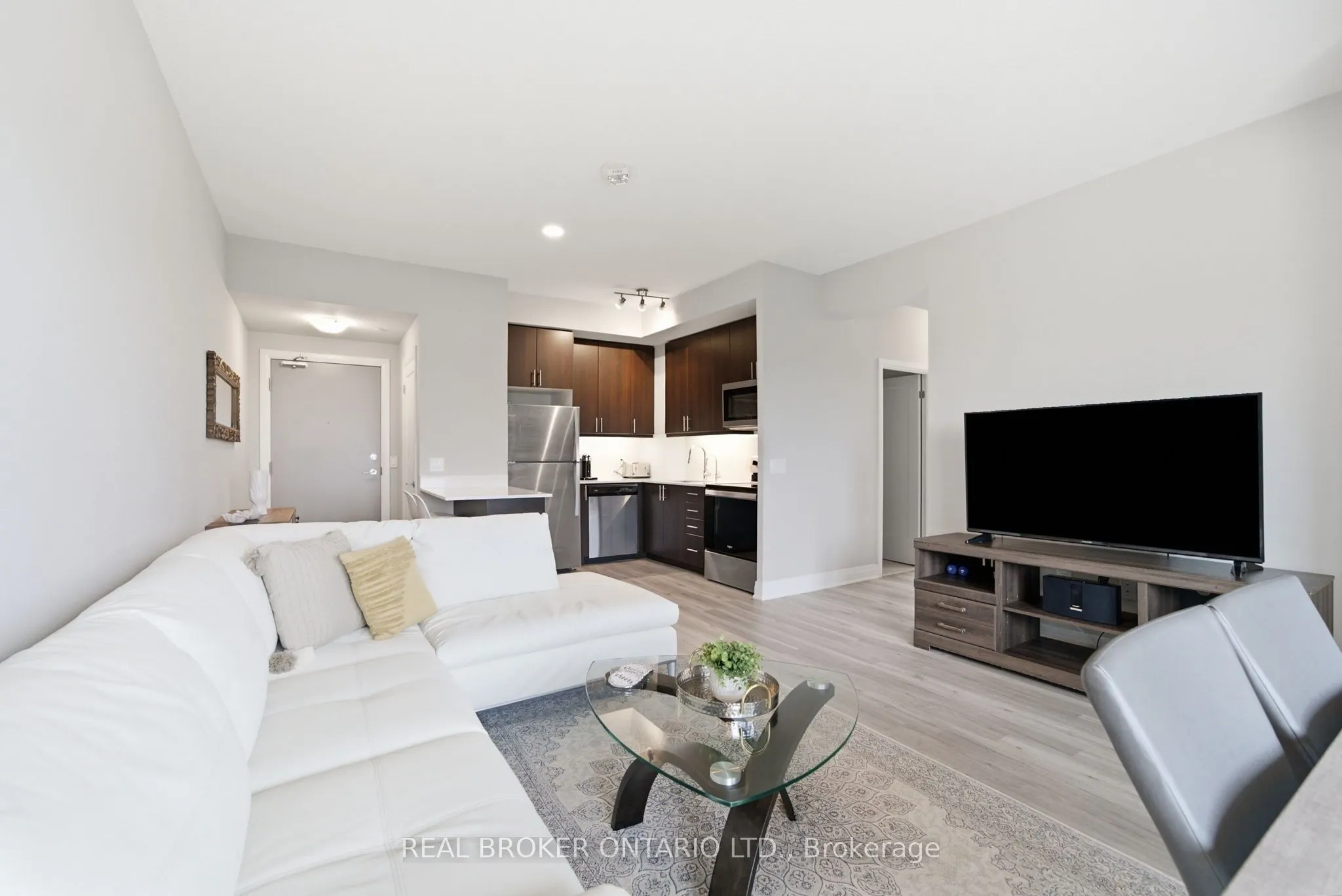 3220 Sheppard Avenue E #701