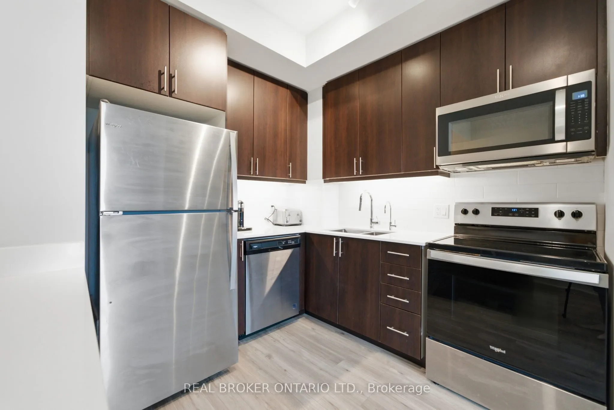3220 Sheppard Avenue E #701