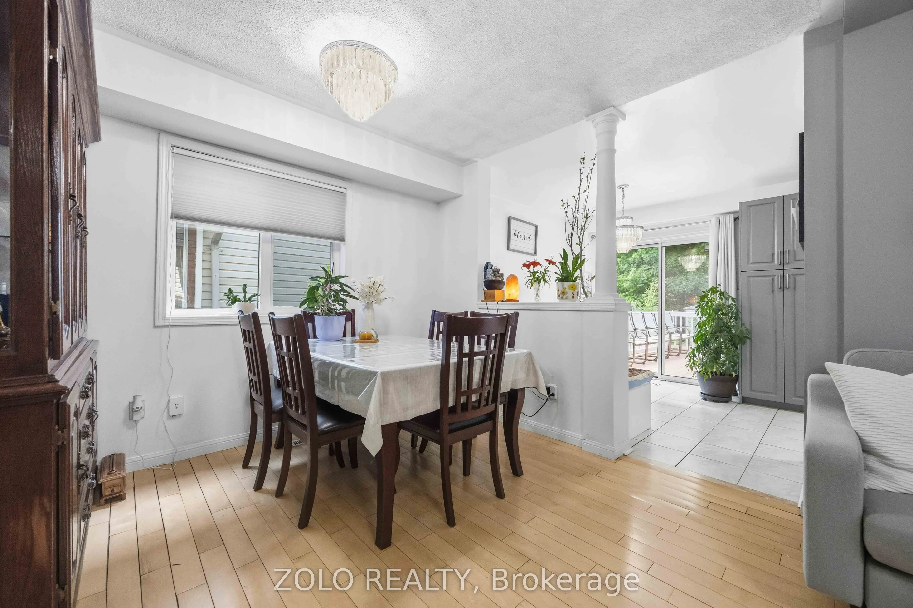 82 Piperbrook Crescent