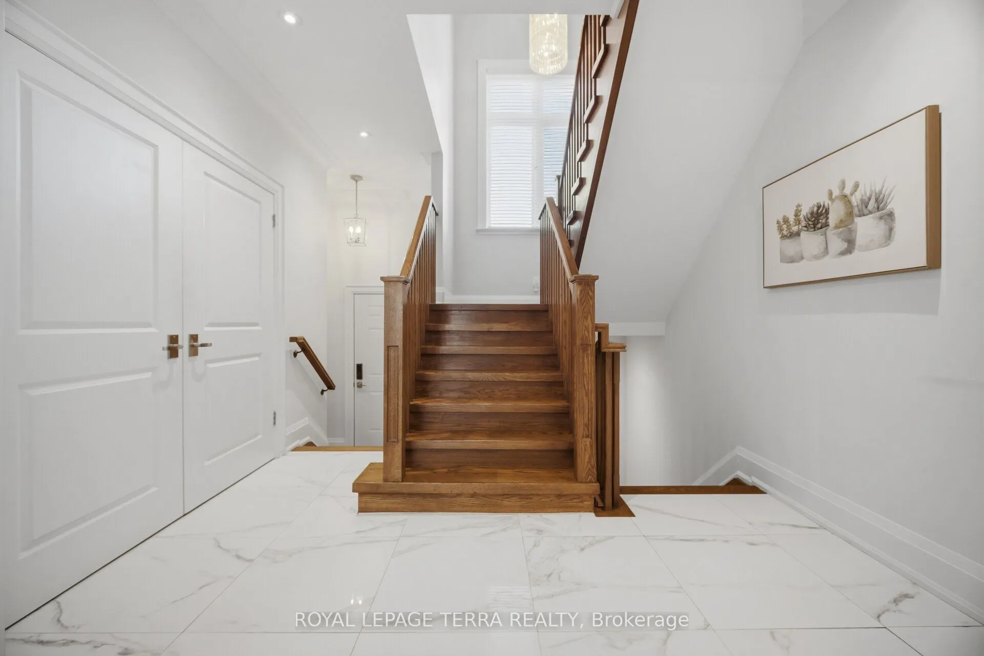 27 Minford Avenue