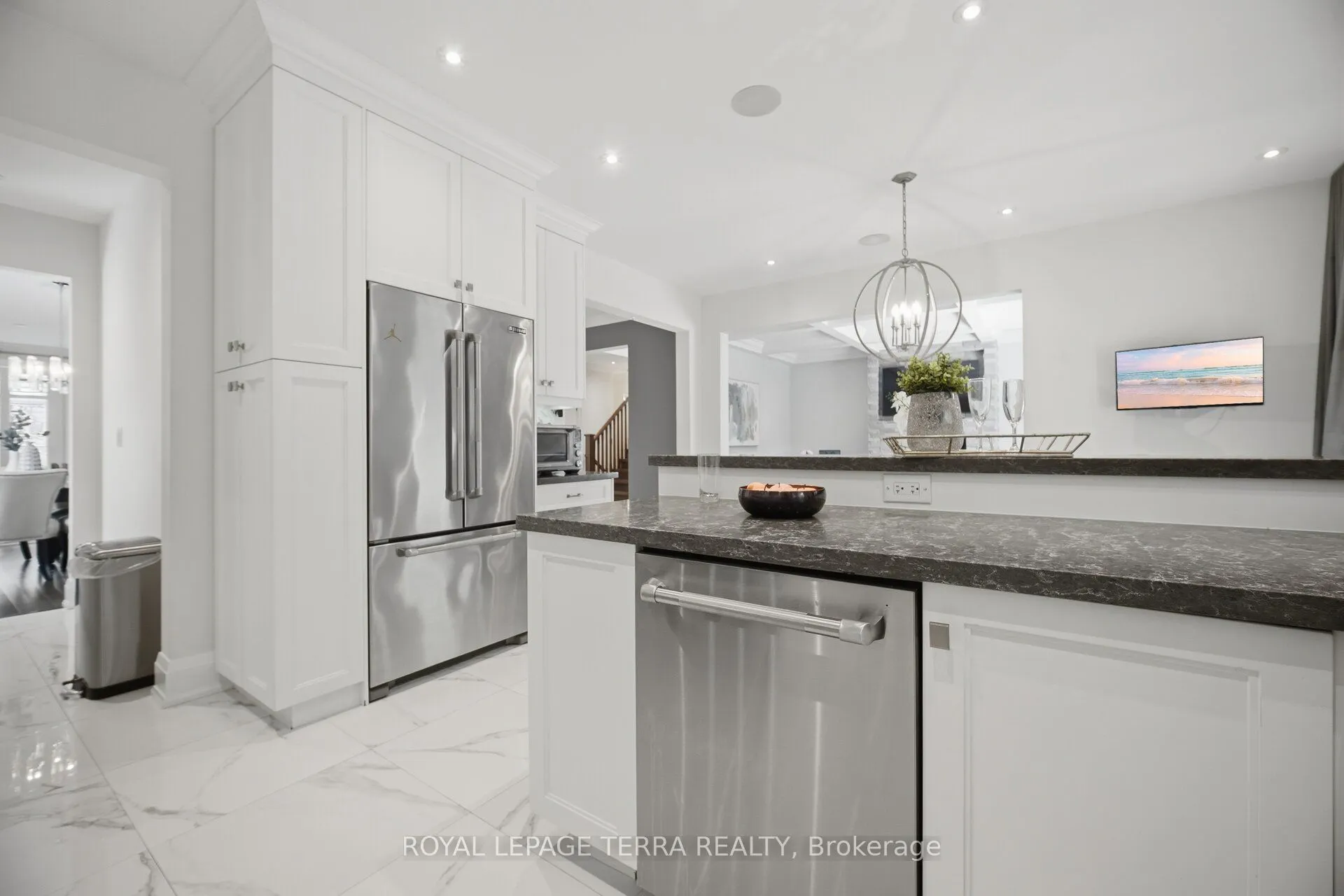 27 Minford Avenue