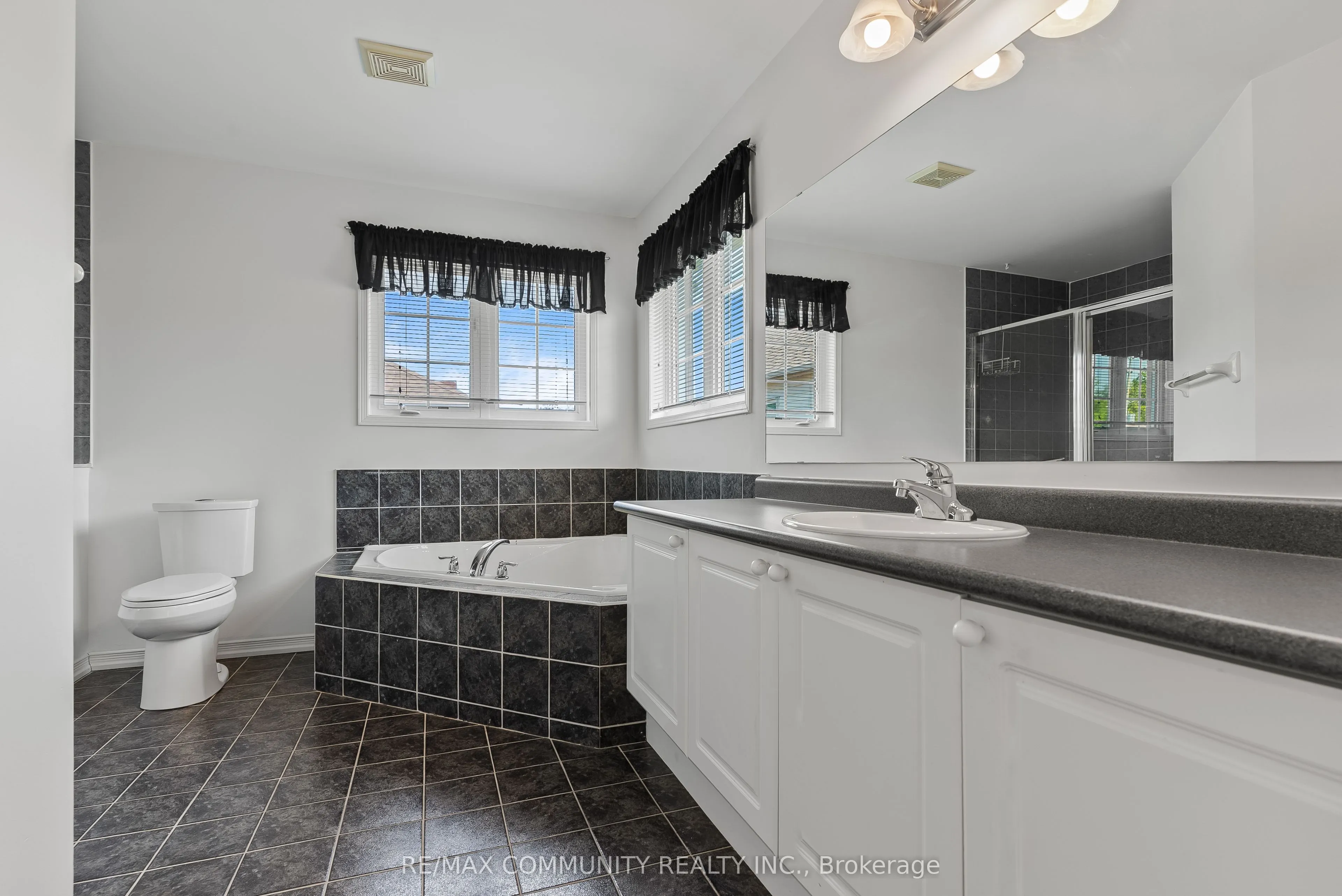 54 Morland Crescent