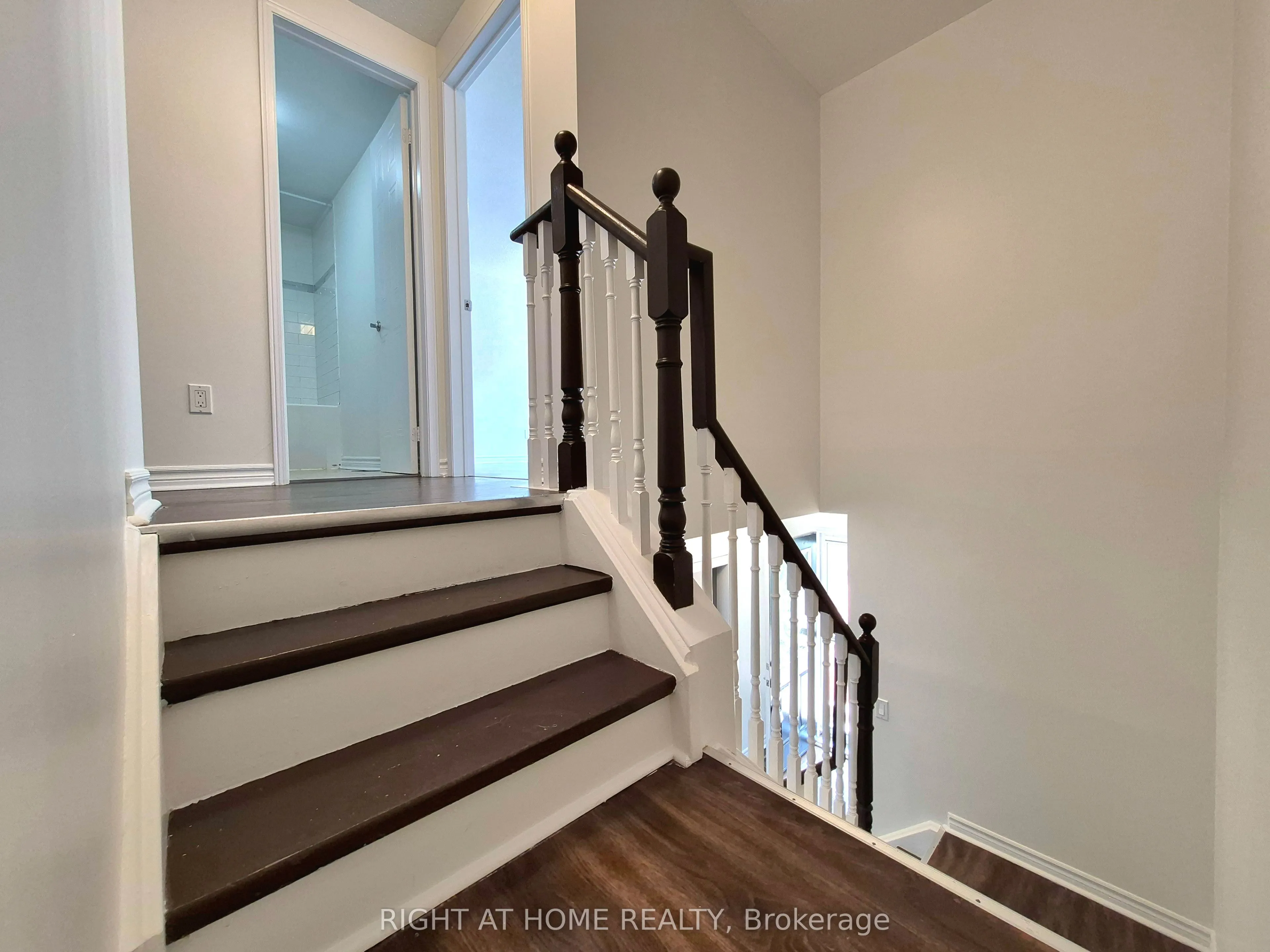 21 Mccullock Crescent